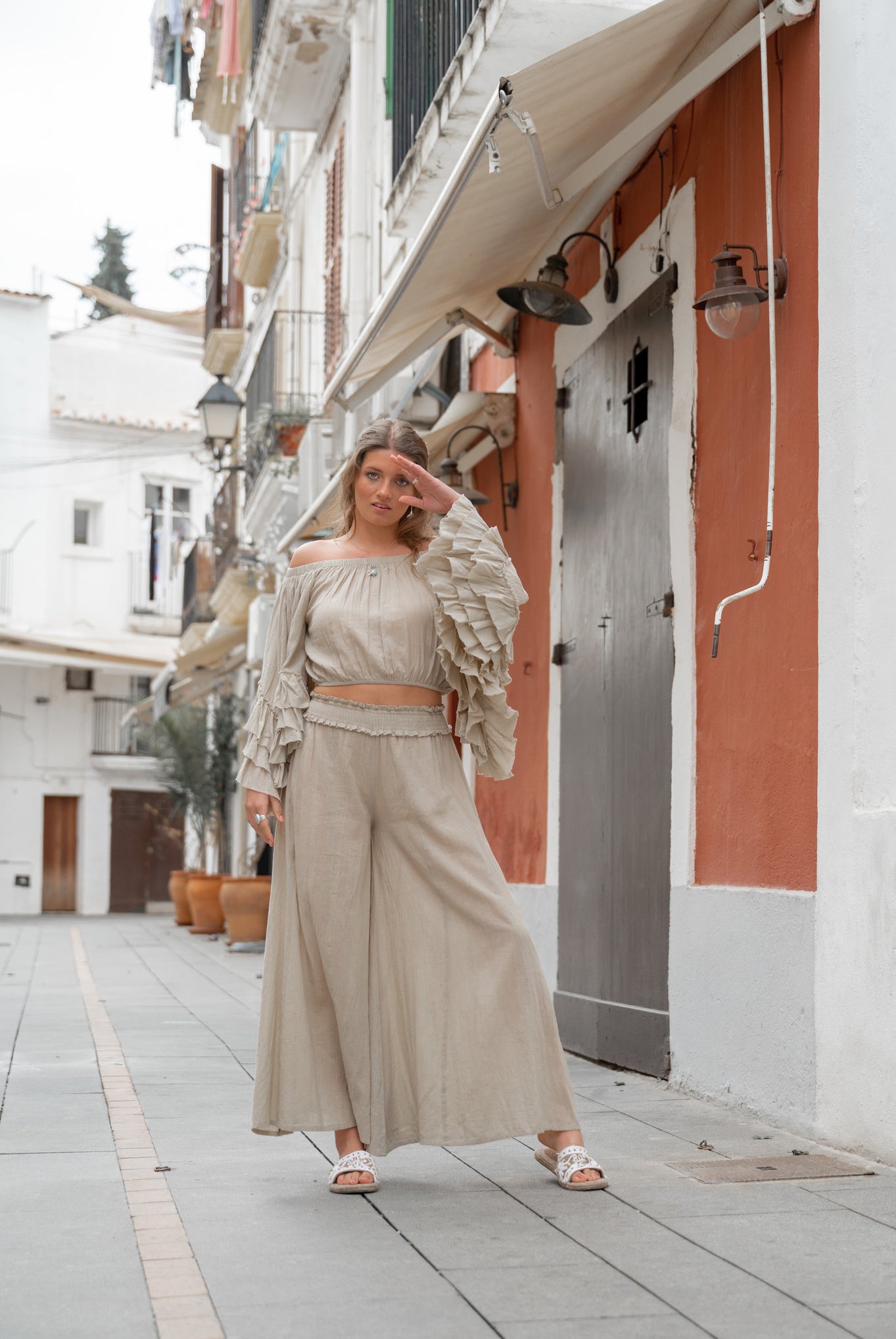 Bohemian top in sand van ibzmode, Brands of Ibiza