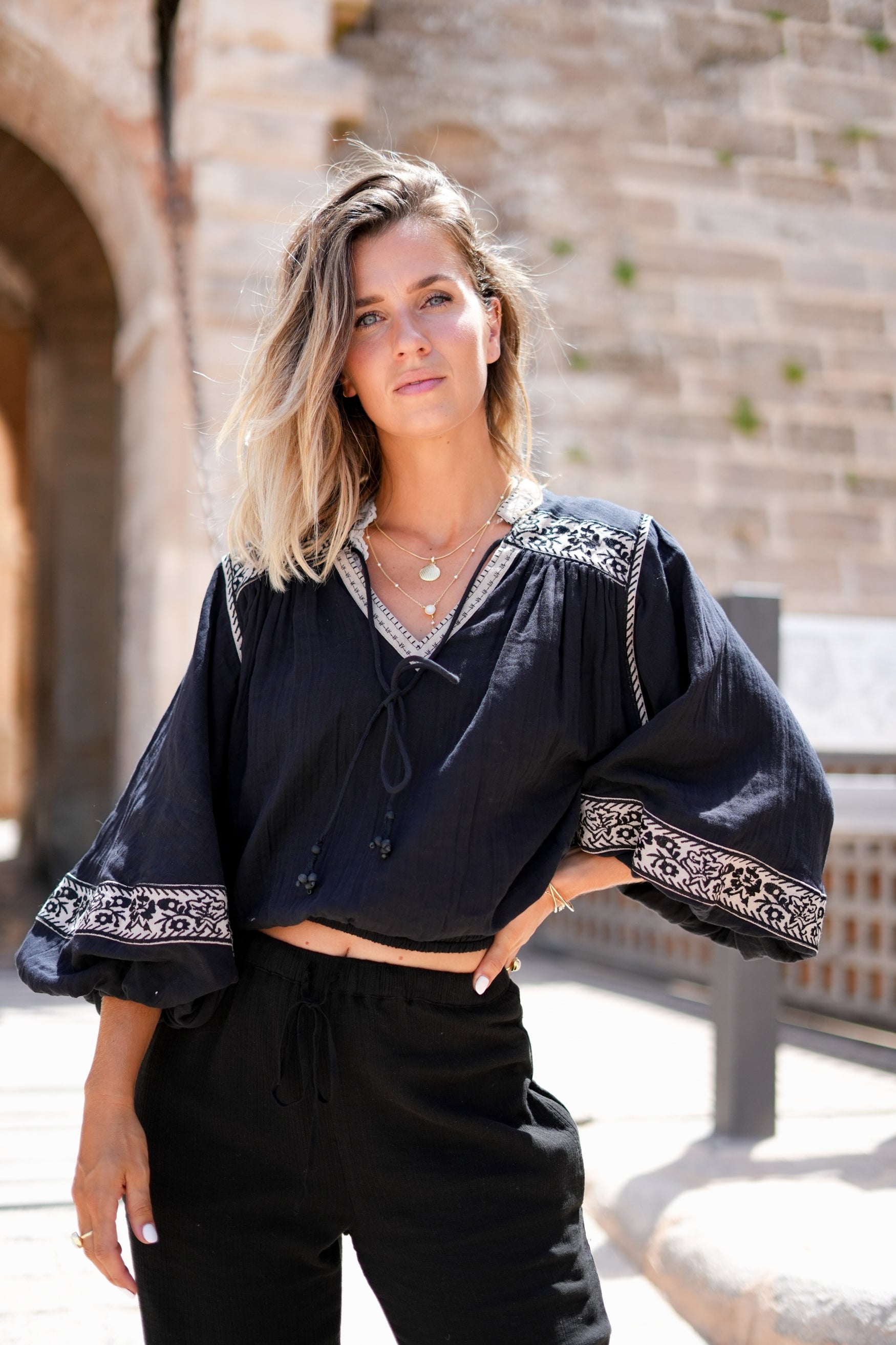 Bohemian blouse in black van ibzmode, Brands of Ibiza