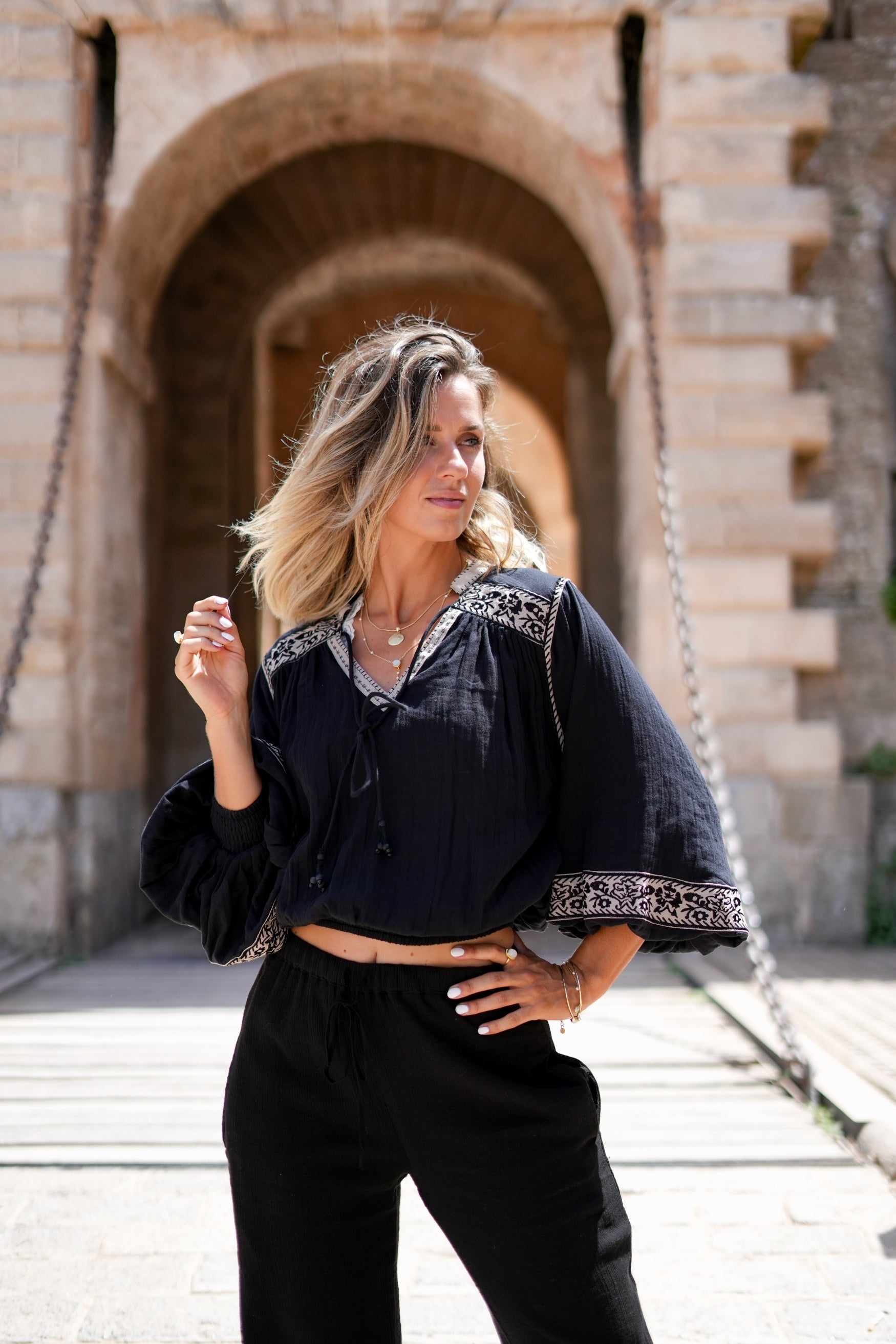 Bohemian blouse in black van ibzmode, Brands of Ibiza
