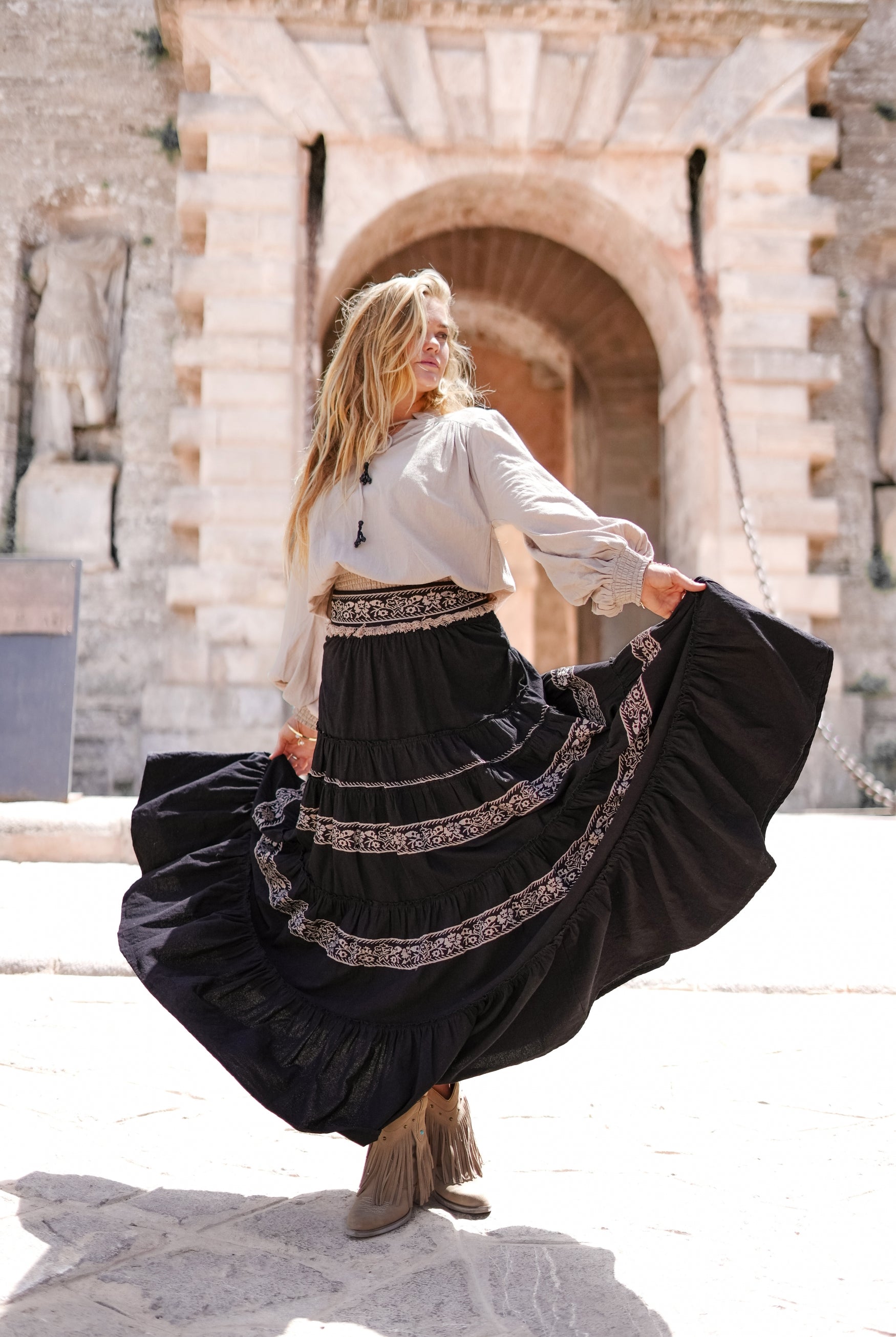 Bohemian blouse in light taupe van ibzmode, Brands of Ibiza