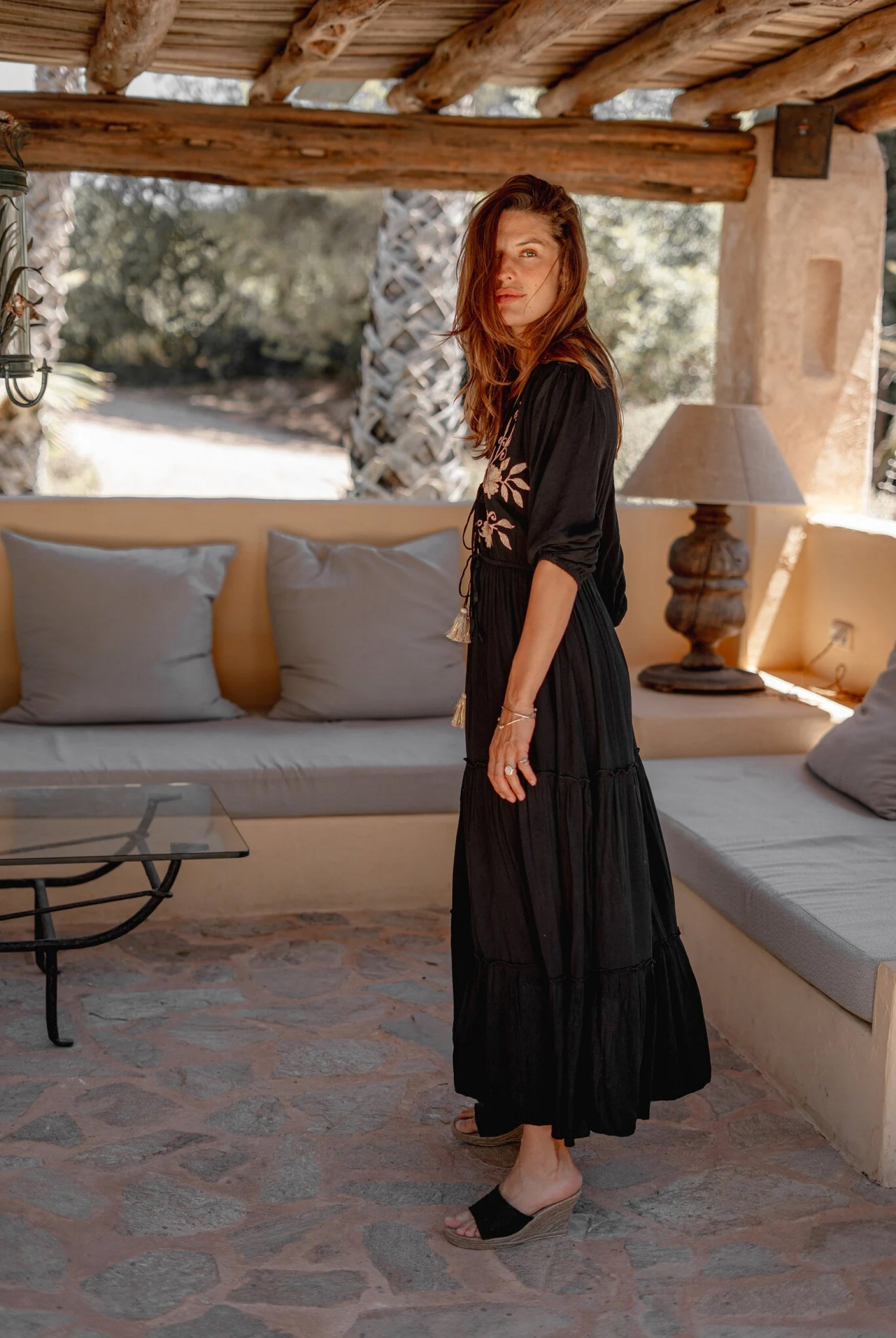 Vestido bohemio en negro de ibzmode, Marcas de Ibiza