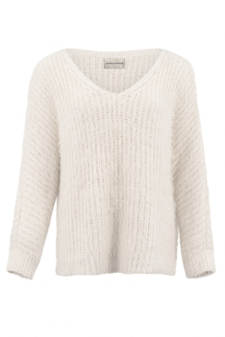 Bohemian item in brown van MOOST Wanted, Brands of Ibiza