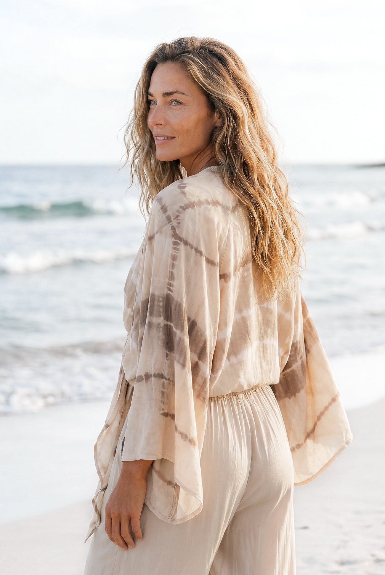 Ibizamode Pants Mega Ivory with airy flowy fit and relaxed summer look