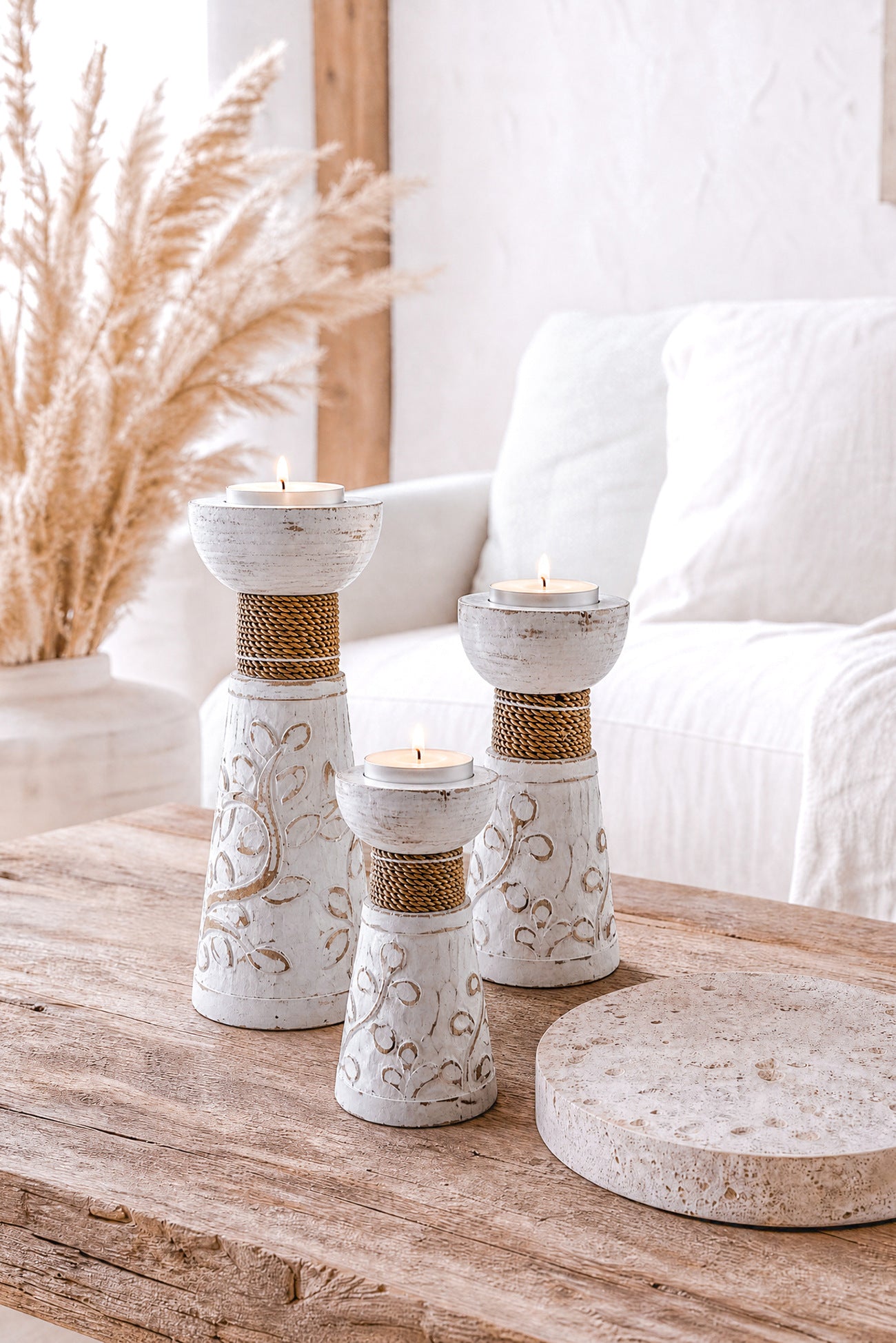 Ibizamode Leaves Candlestick White houten kandelaar met bohemian details