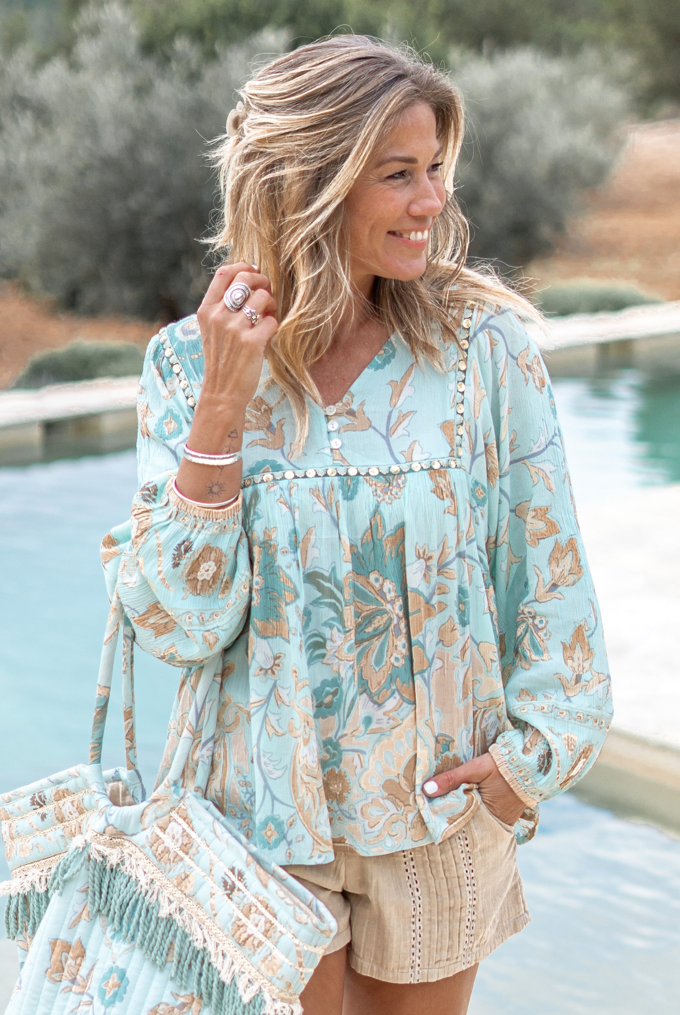 Blusa bohemia en aqua de ibzmode, Marcas de Ibiza
