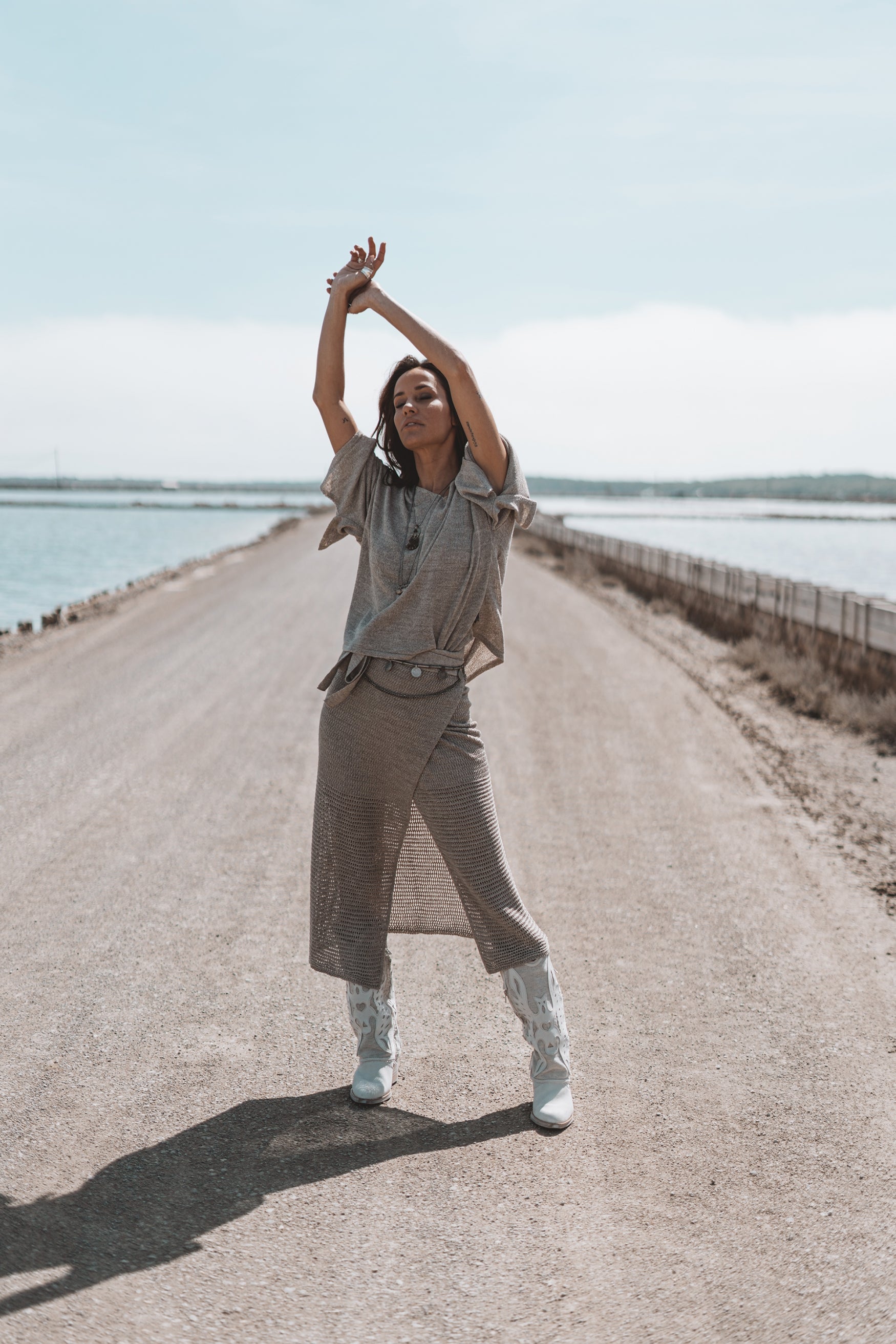 Bohemian rok in tender taupe van MOOST Wanted, Brands of Ibiza