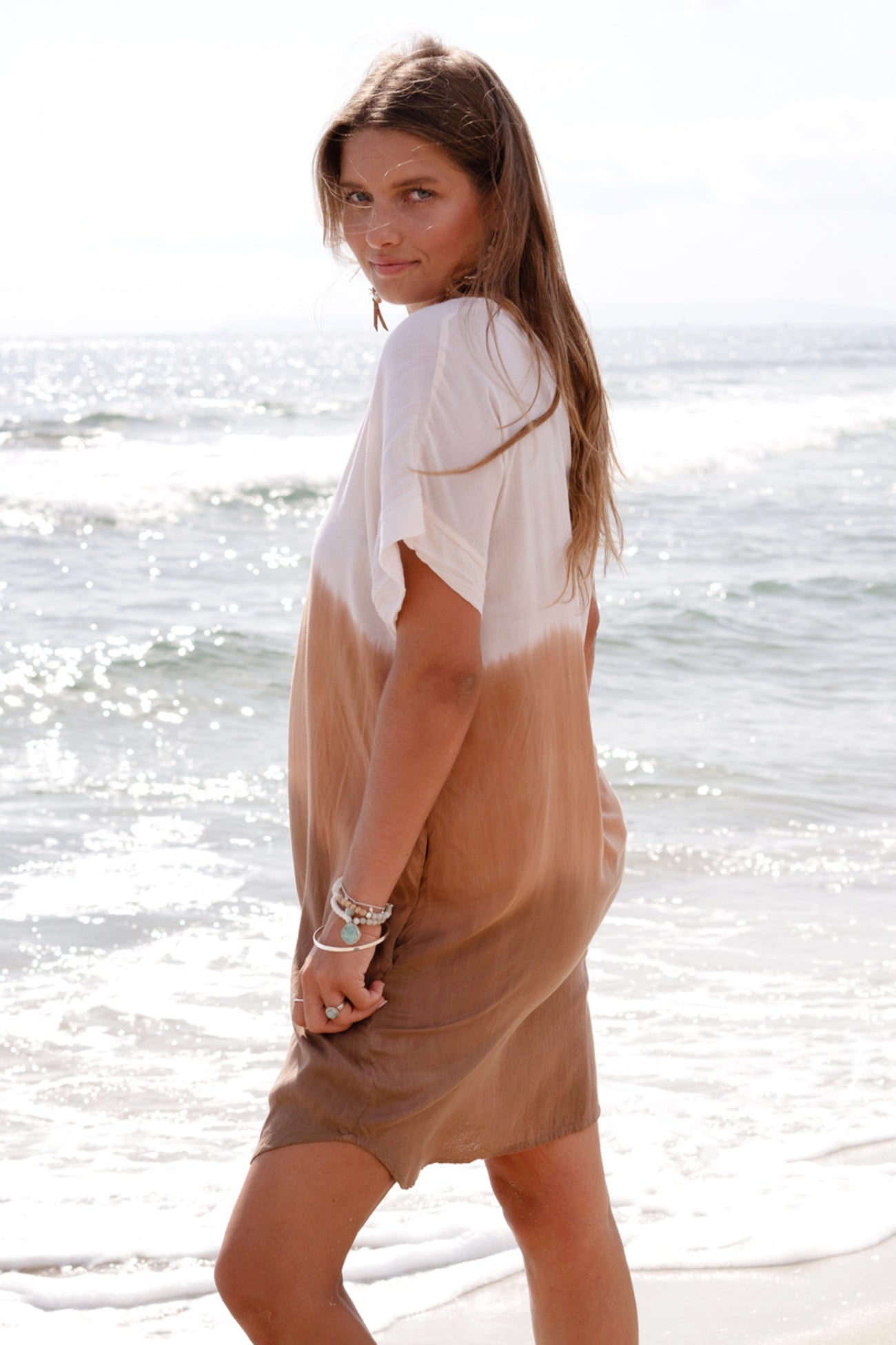 Ibizamode Short Kaftan Noa Almora Ivory with airy printed look and relaxed summer fit