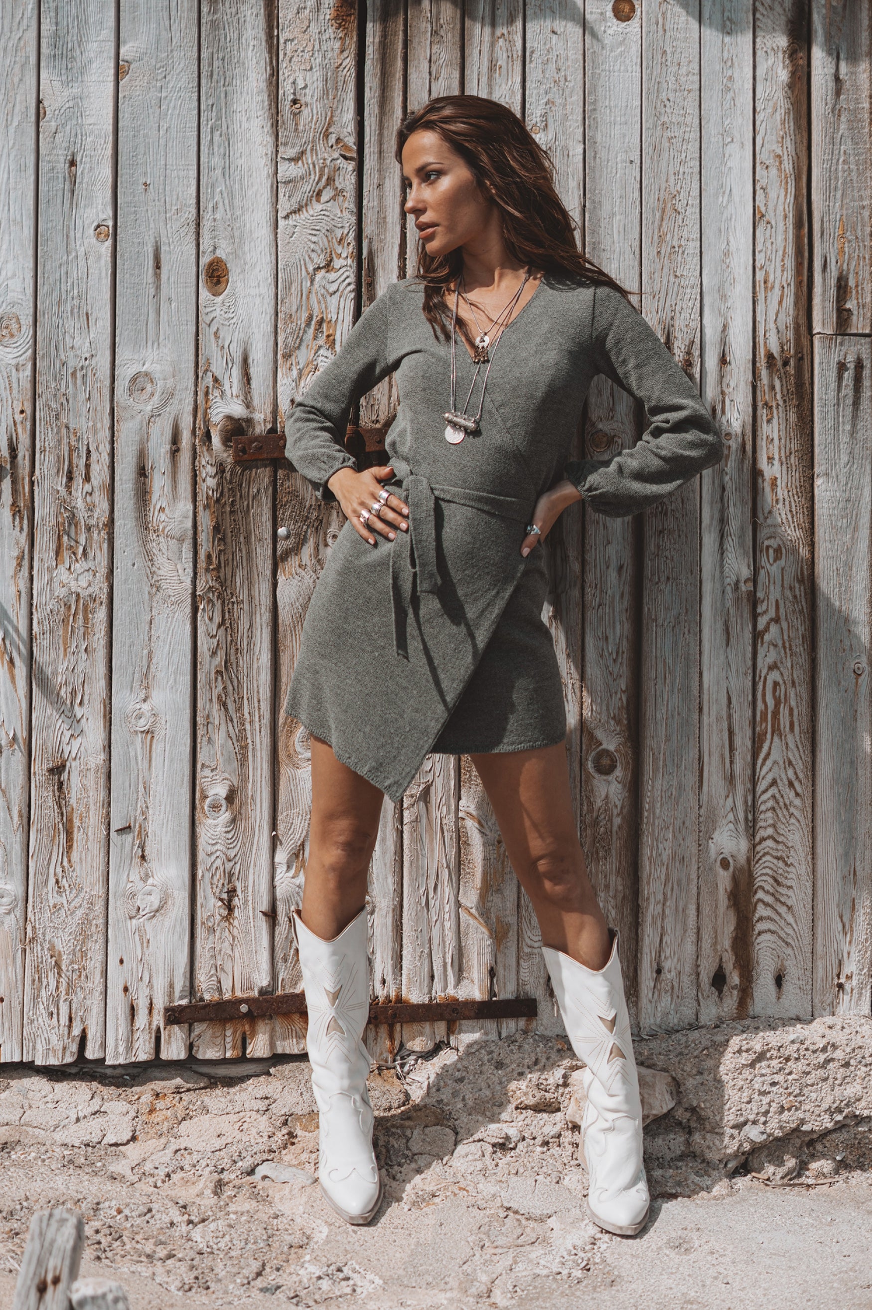 Vestido bohemio en color caqui de MOOST Wanted, Brands of Ibiza