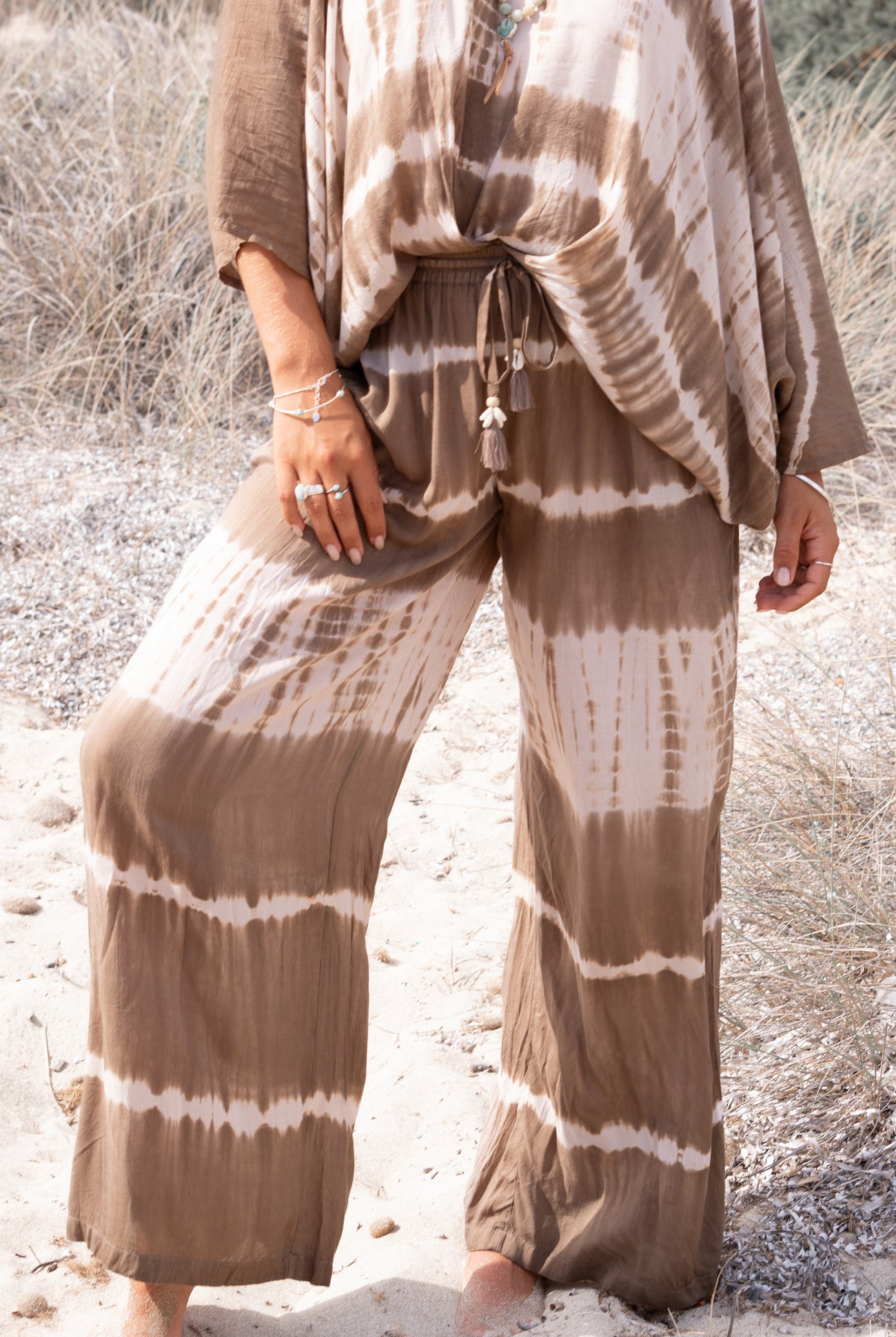 Ibizamode Pants Mega Maraluna Taupe with airy ombre look and flowy summer fit