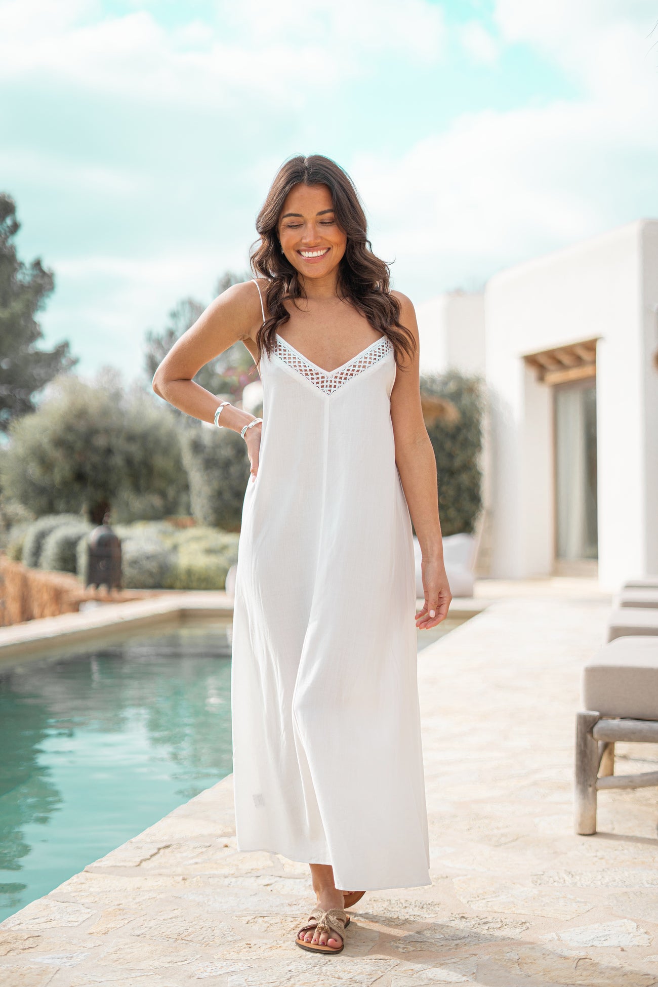 Bohemian jurk in white van ibzmode, Brands of Ibiza