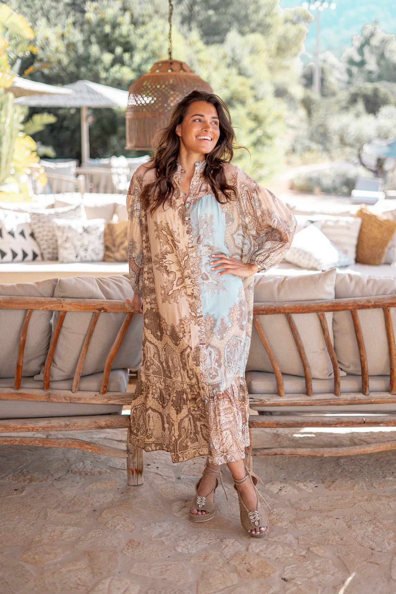 Bohemian jurk in light taupe van ibzmode, Brands of Ibiza