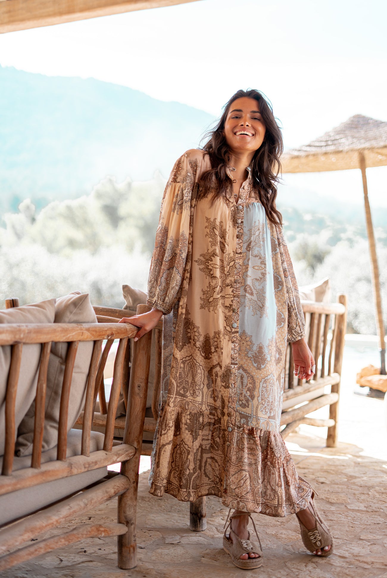 Bohemian jurk in light taupe van ibzmode, Brands of Ibiza