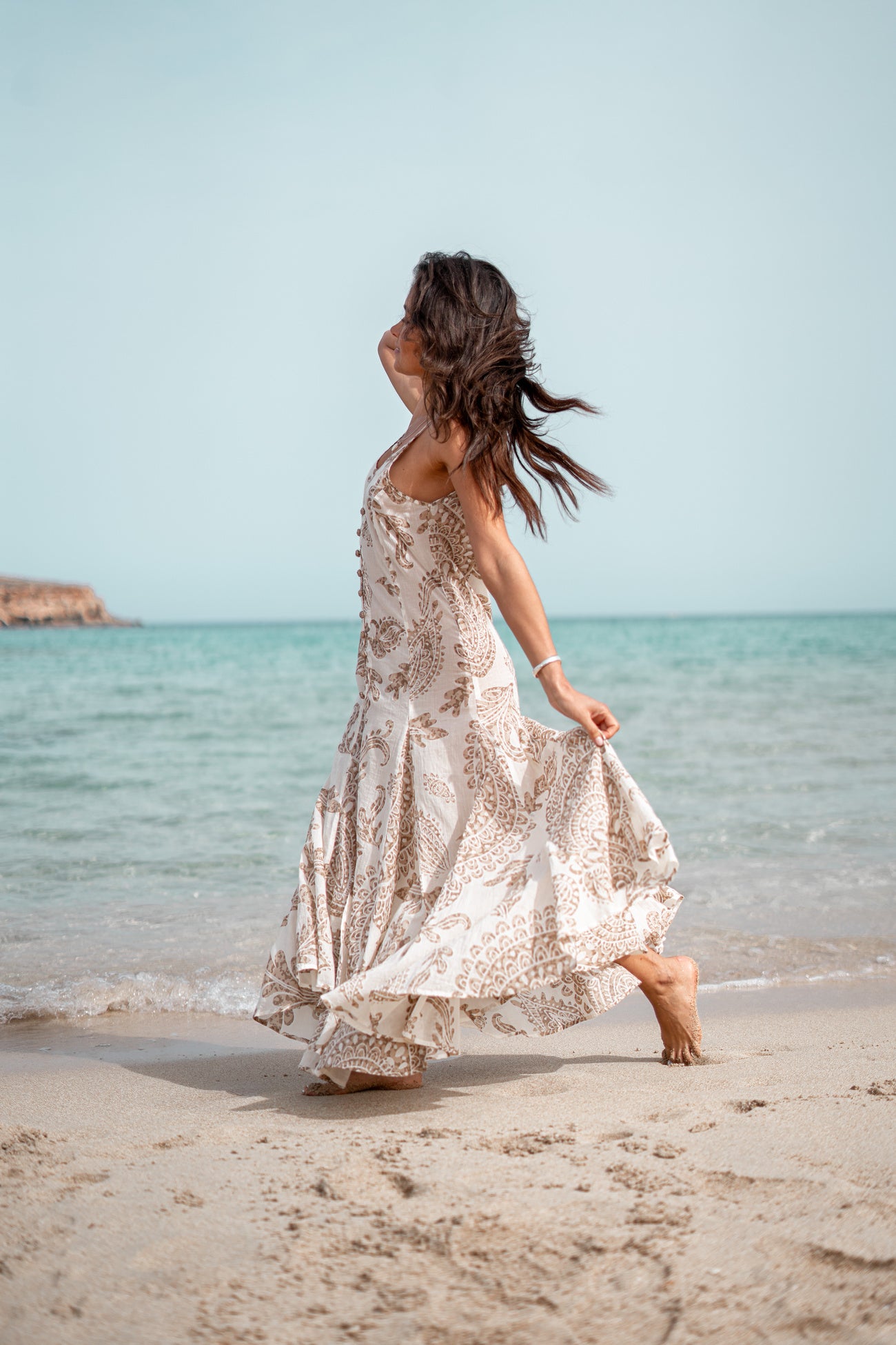 Bohemian jurk in taupe van ibzmode, Brands of Ibiza