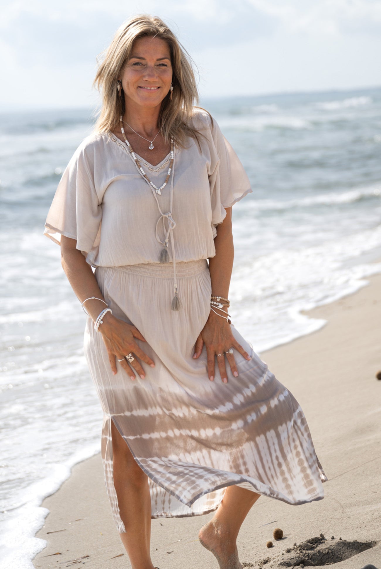 Ibizamode Dress Jen Aurelia Ivory with airy ombre look and feminine summer fit