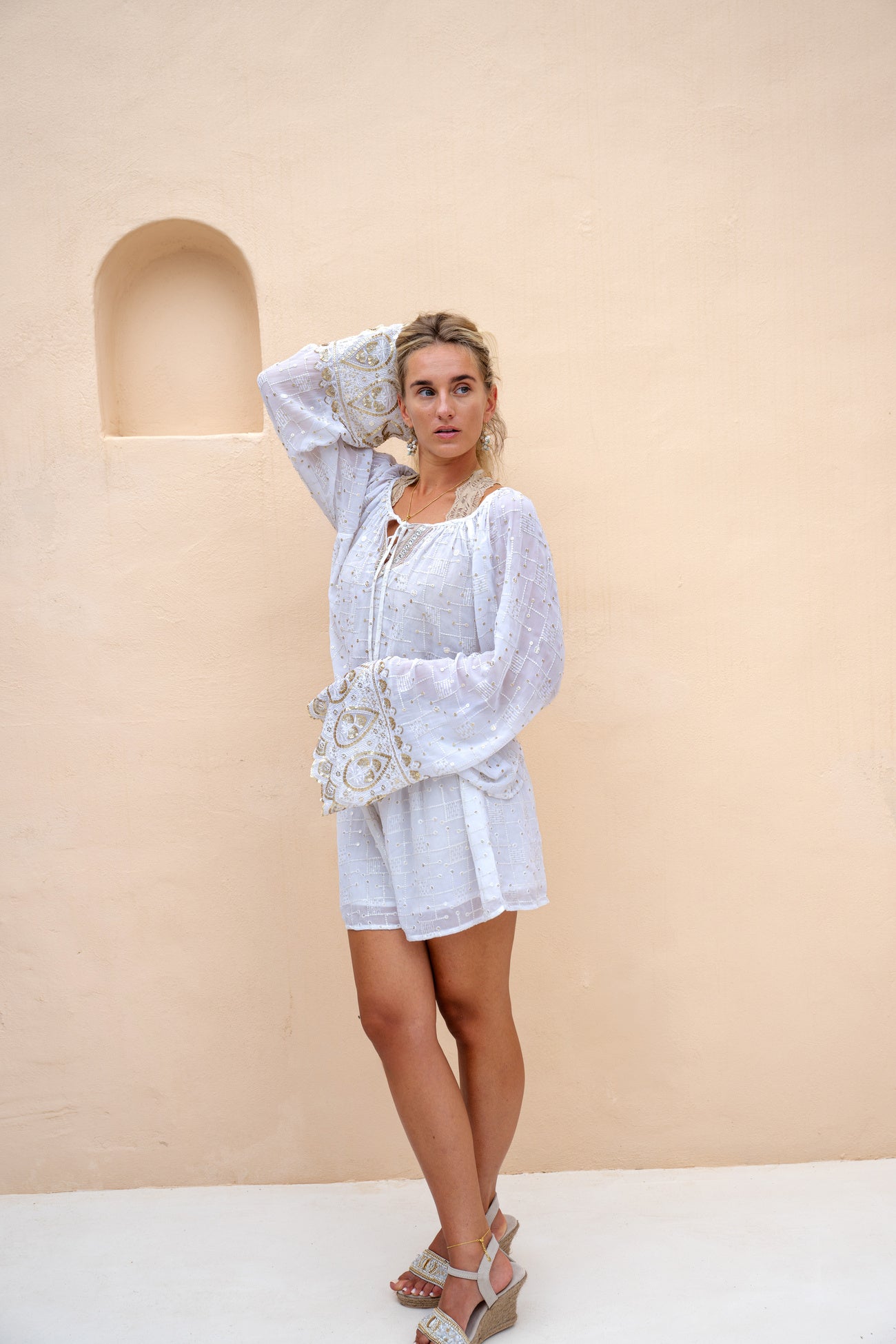 Ibzmode Blouse Tavia Lunara White with subtle shimmer detail