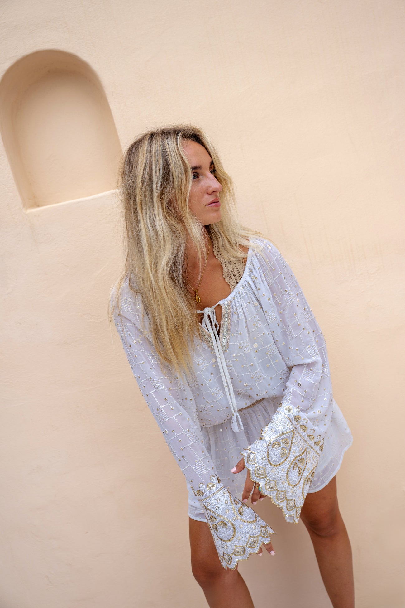 Ibzmode Blouse Tavia Lunara White with subtle shimmer detail