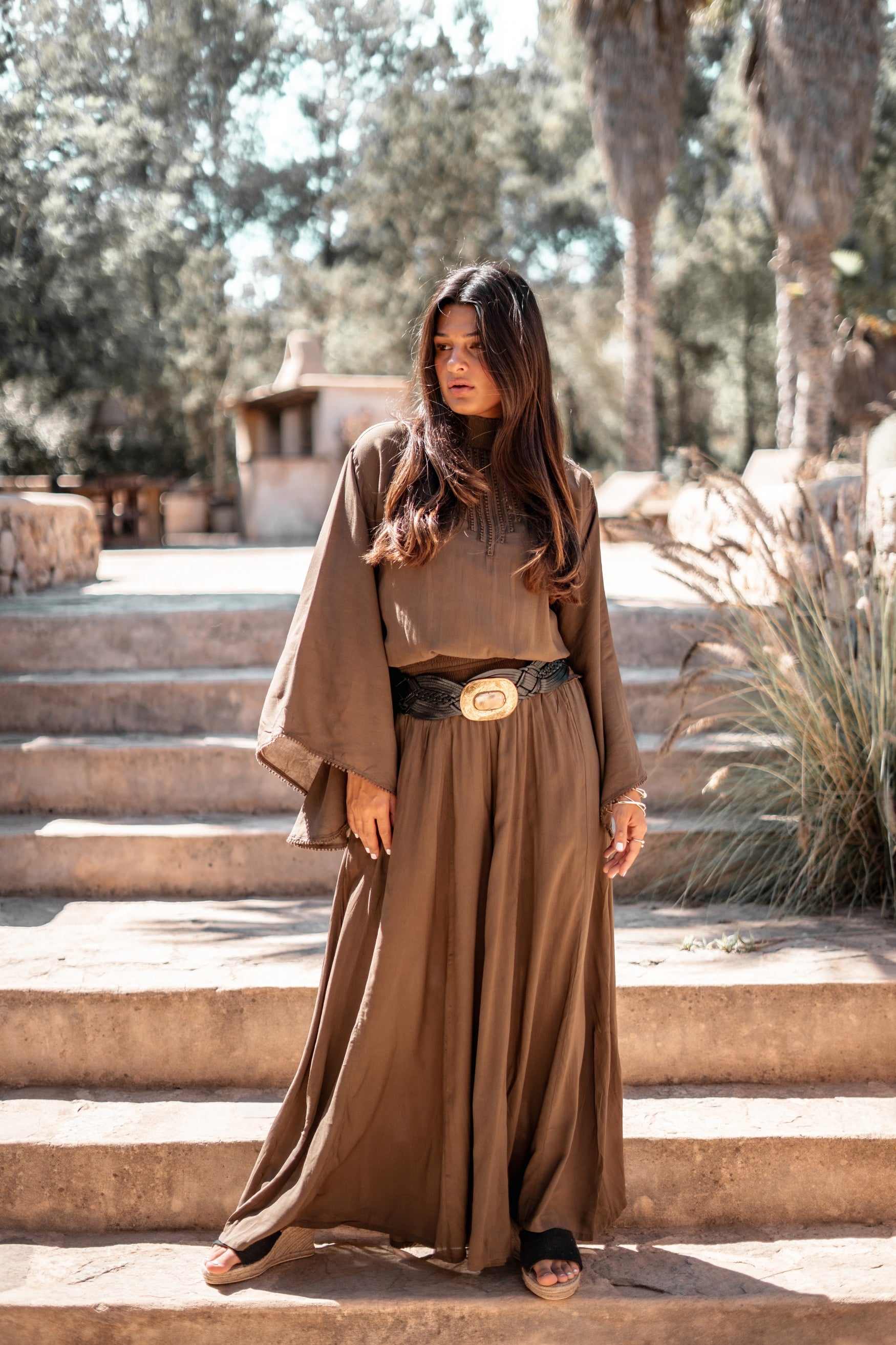 Bohemian top in dark taupe van ibzmode, Brands of Ibiza