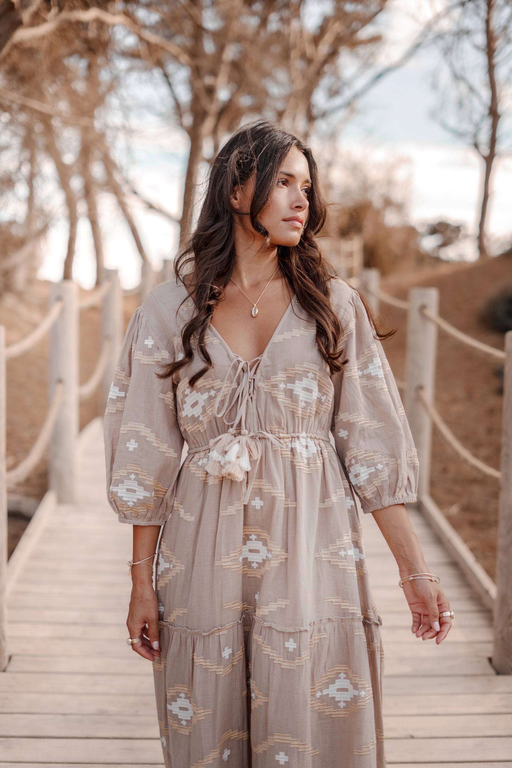 Bohemian jurk in taupe peach van ibzmode, Brands of Ibiza