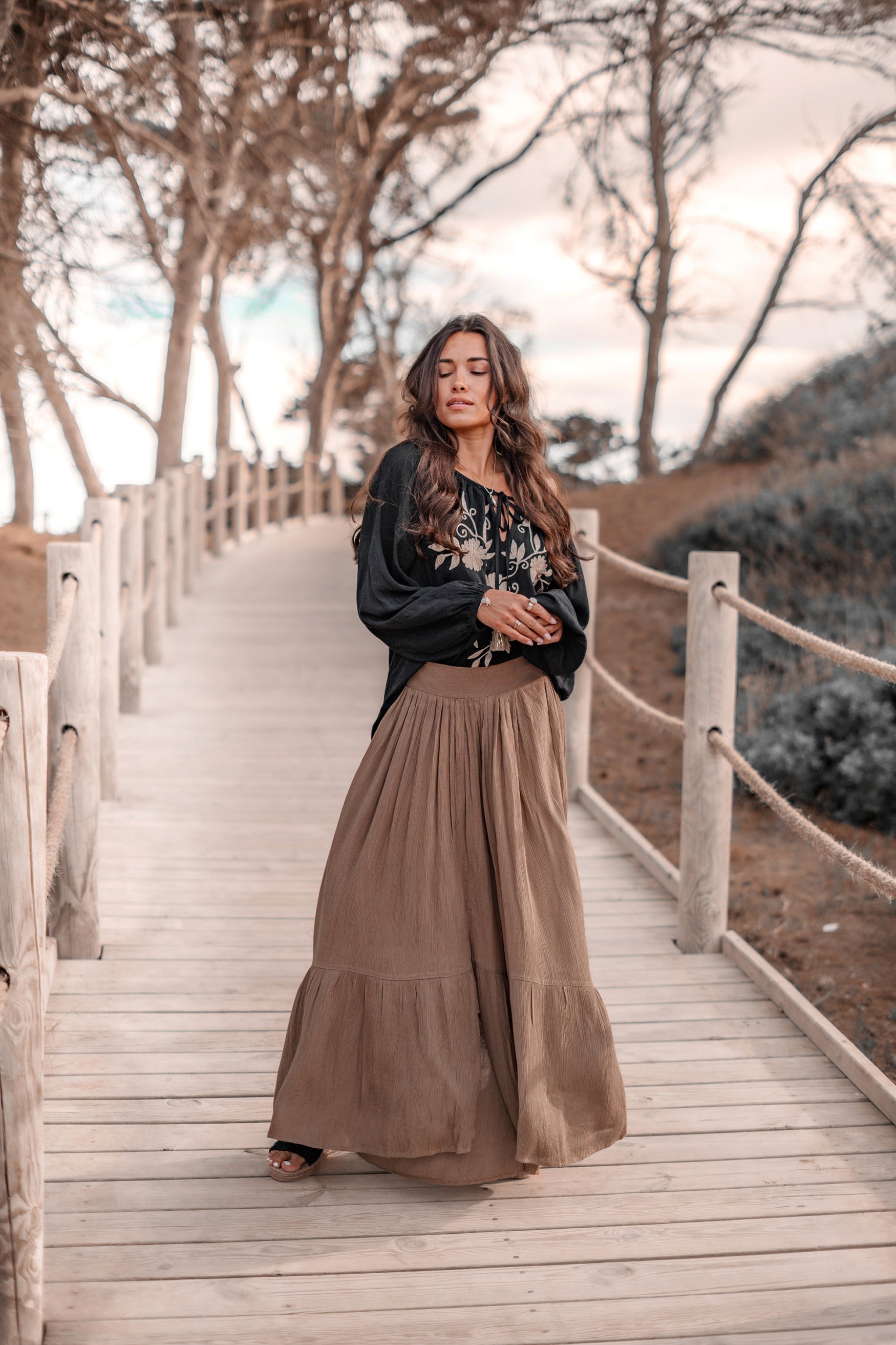 Bohemian rok in taupe van ibzmode, Brands of Ibiza