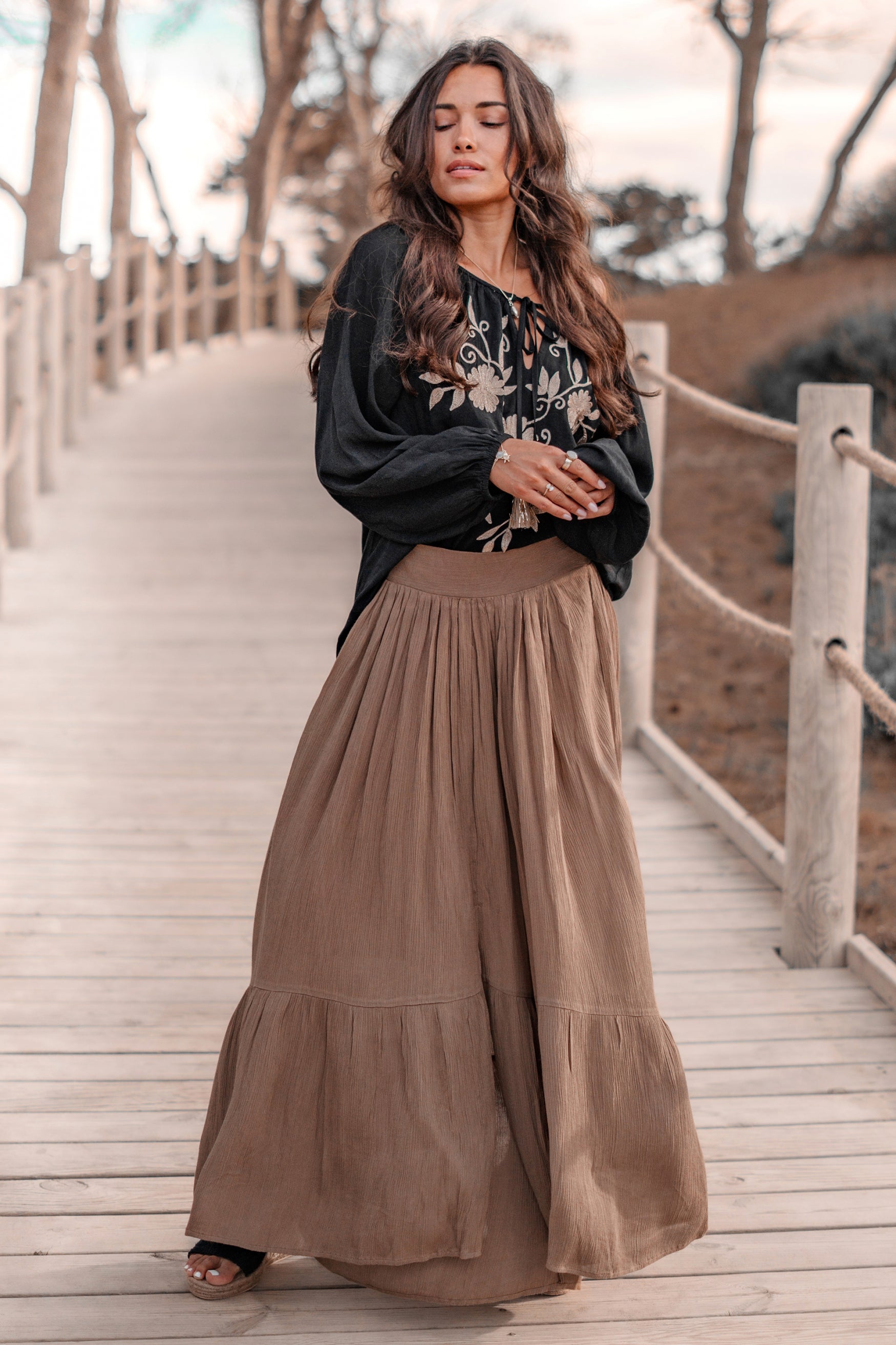 Bohemian rok in taupe van ibzmode, Brands of Ibiza