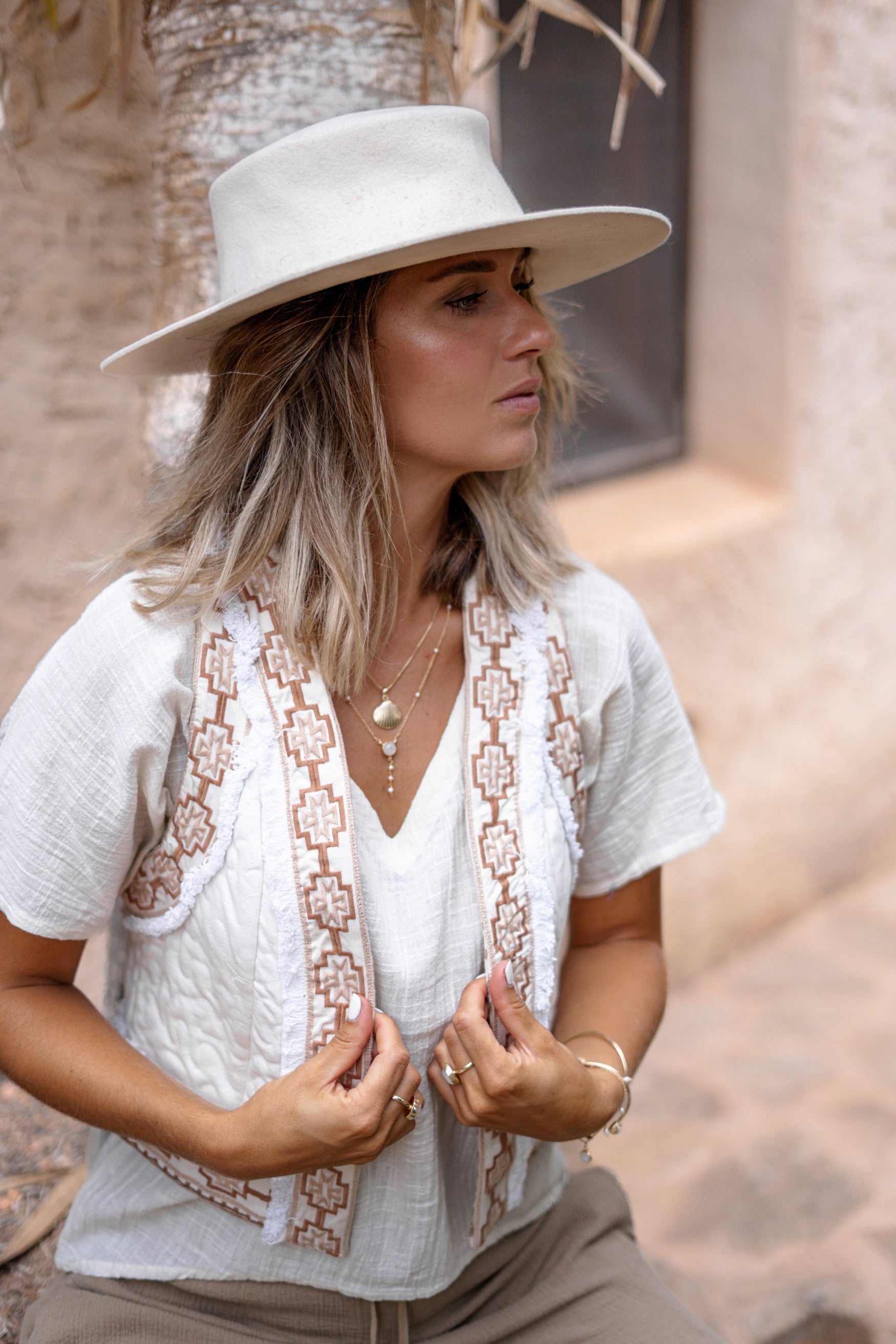 Bohemian item in ecru van ibzmode, Brands of Ibiza