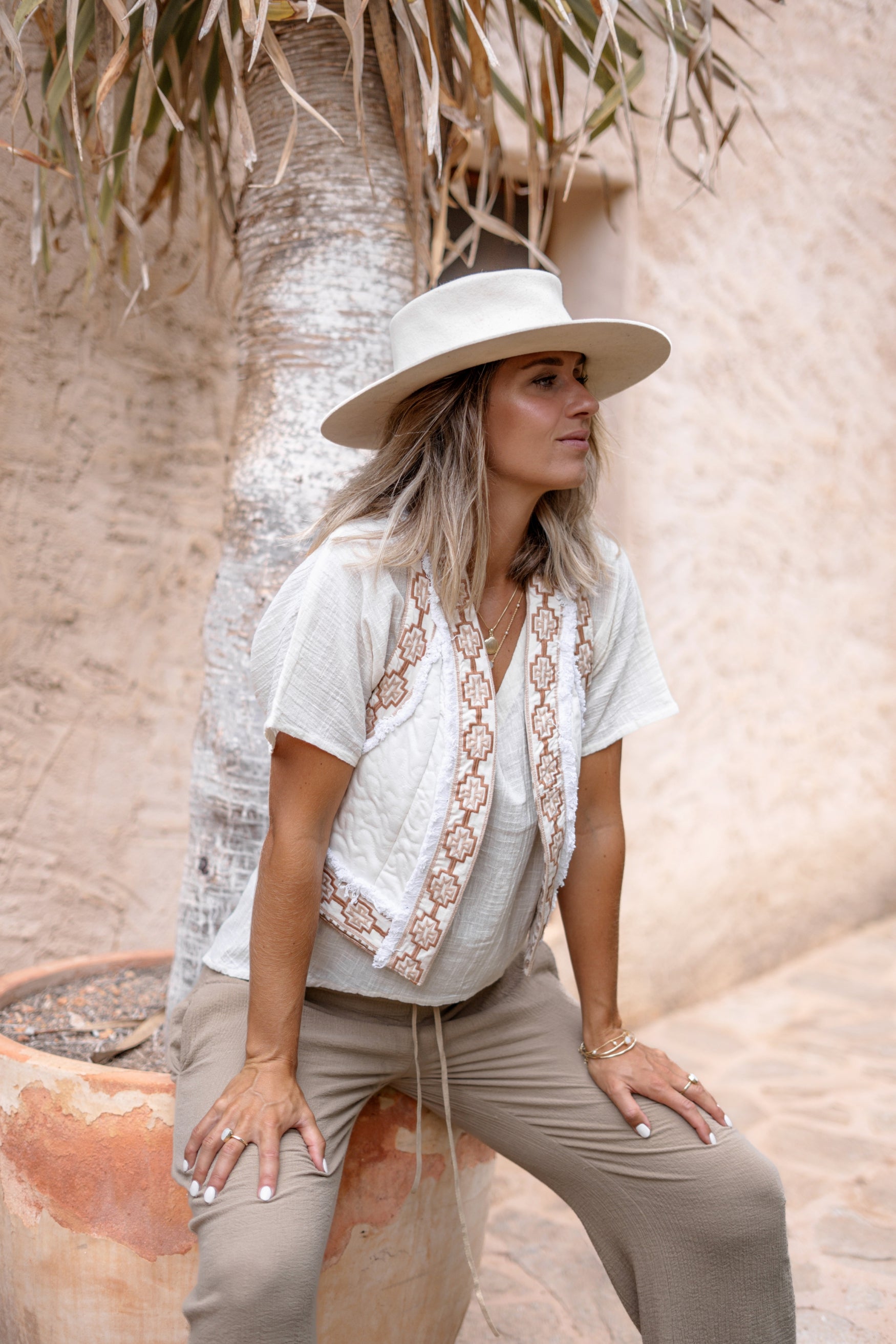 Bohemian item in ecru van ibzmode, Brands of Ibiza