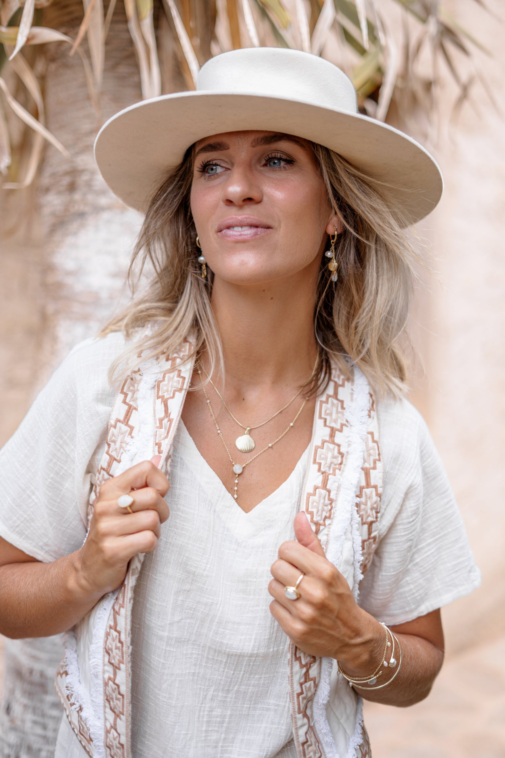 Bohemian item in ecru van ibzmode, Brands of Ibiza