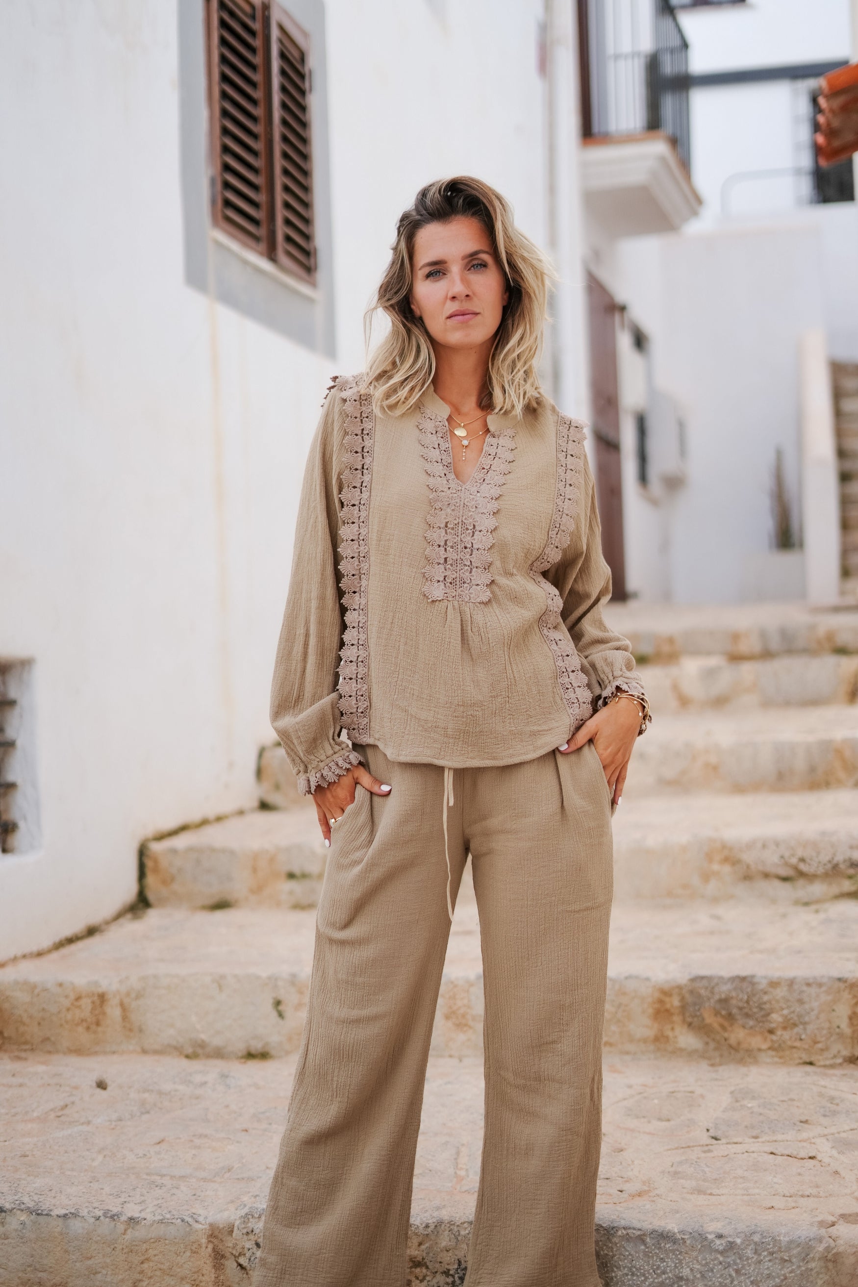 Bohemian blouse in taupe van ibzmode, Brands of Ibiza