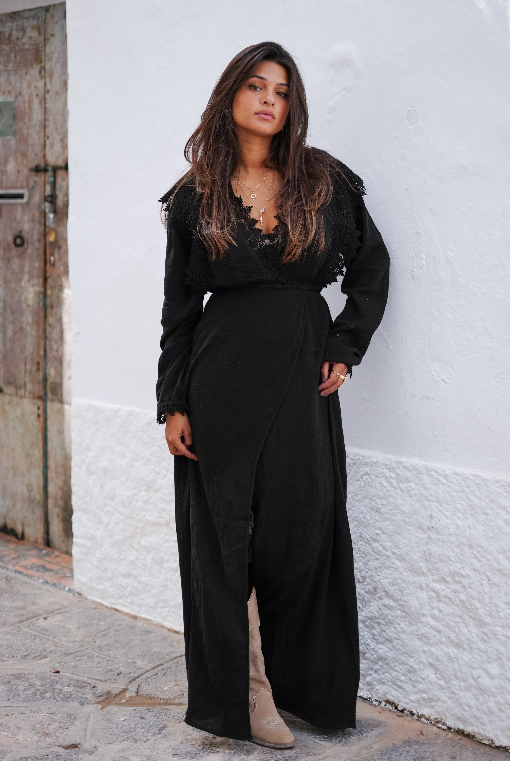 Vestido bohemio en negro de ibzmode, Marcas de Ibiza