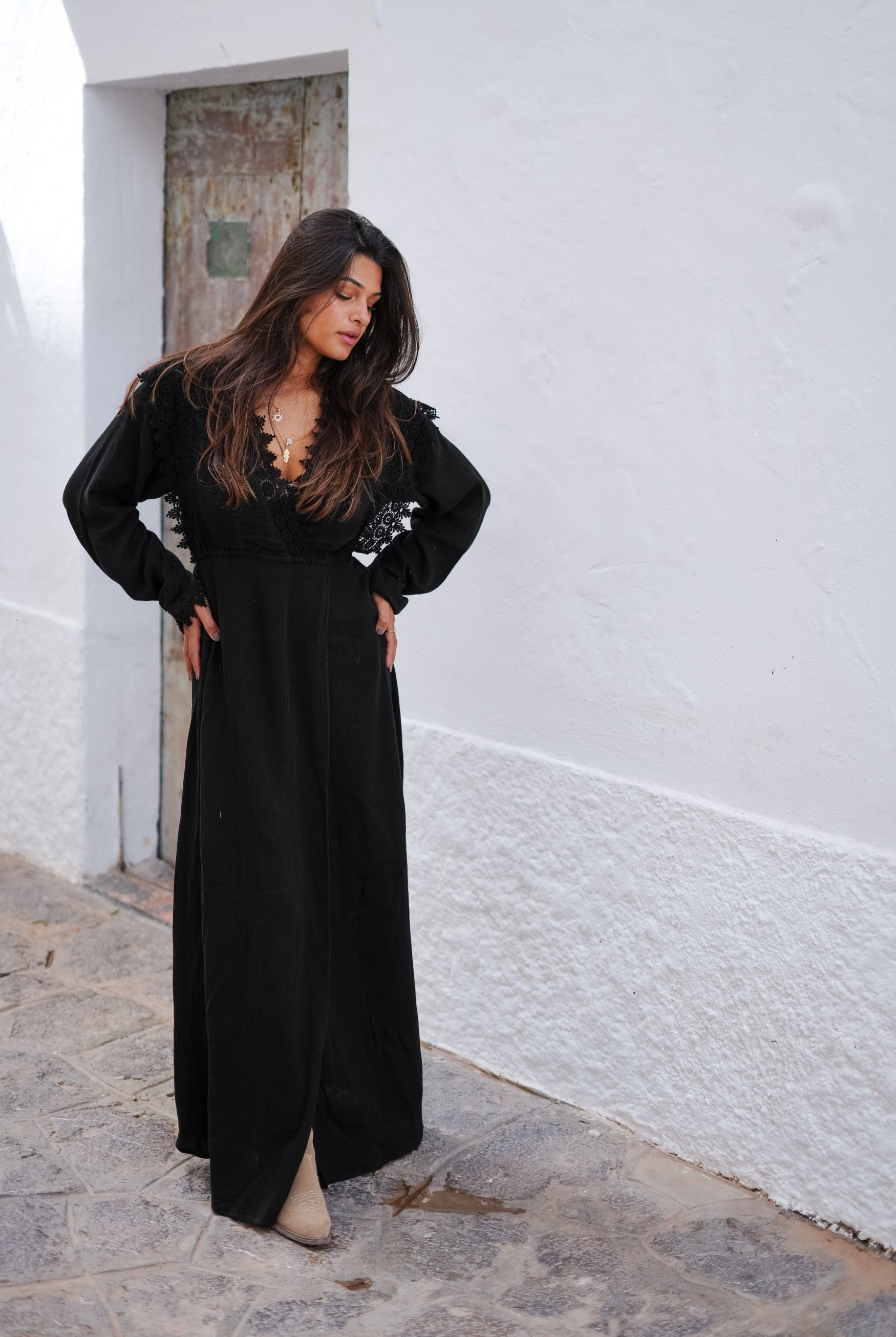 Vestido bohemio en negro de ibzmode, Marcas de Ibiza