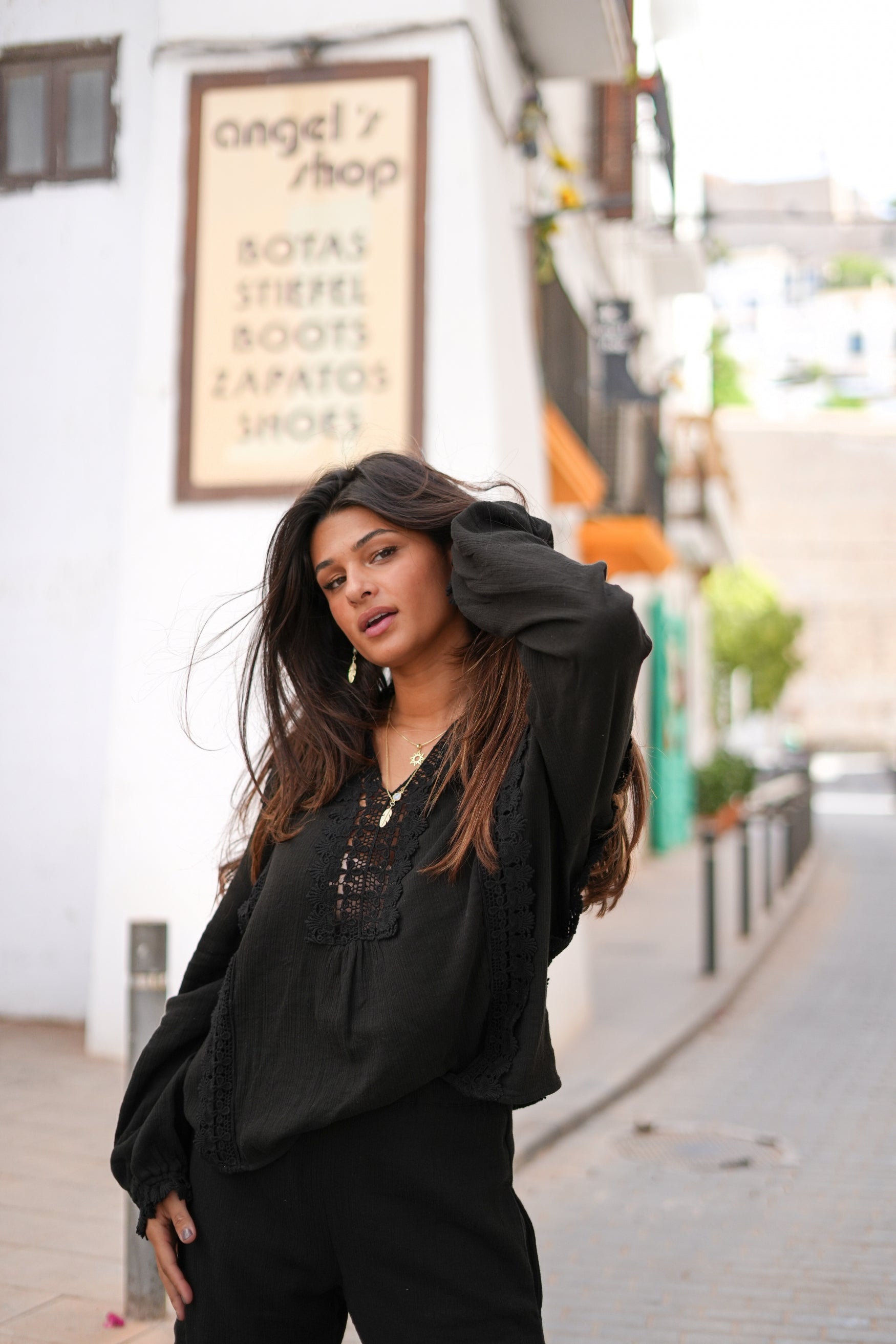 Bohemian blouse in black van ibzmode, Brands of Ibiza