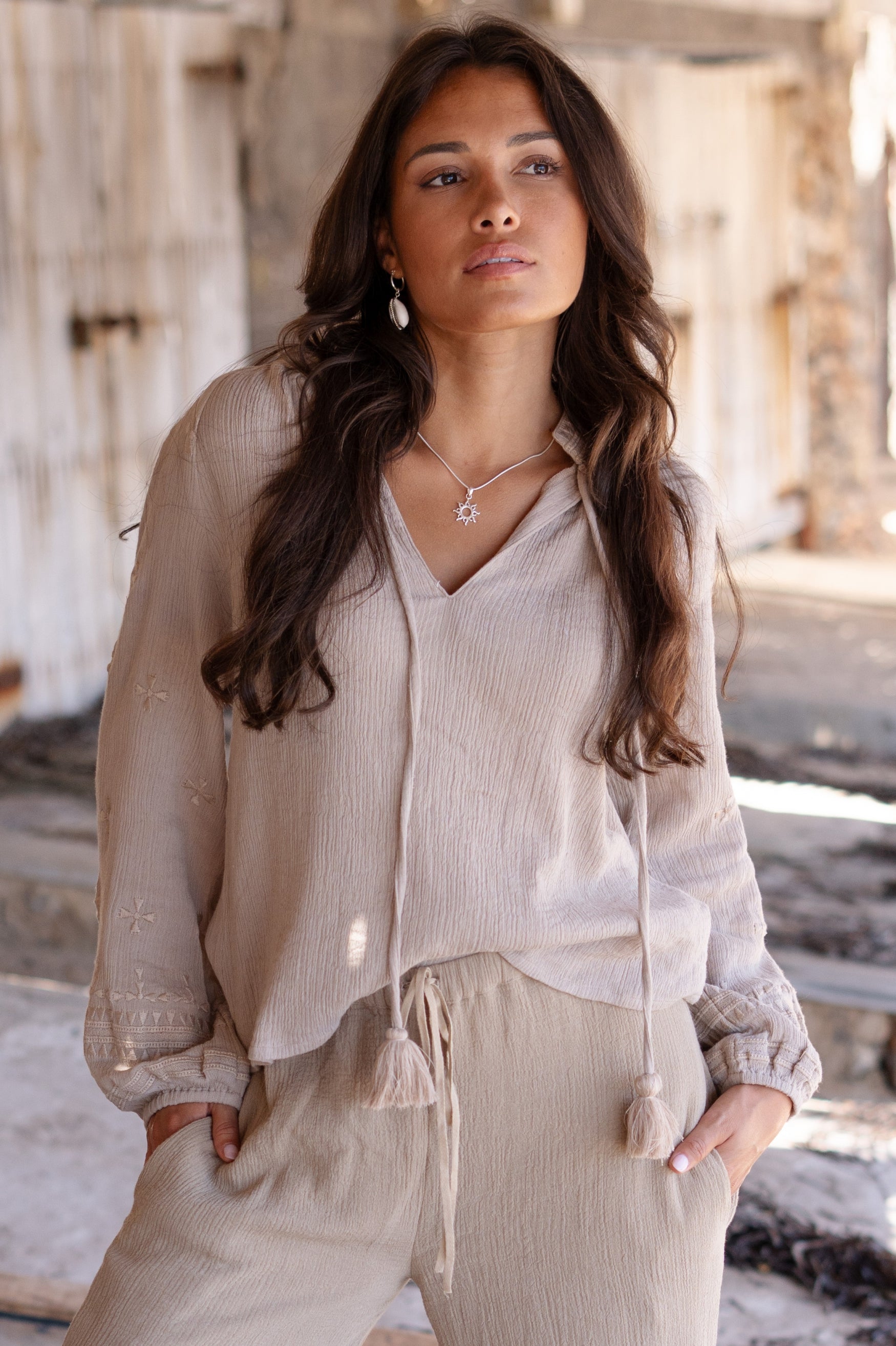 Bohemian blouse in taupe van ibzmode, Brands of Ibiza