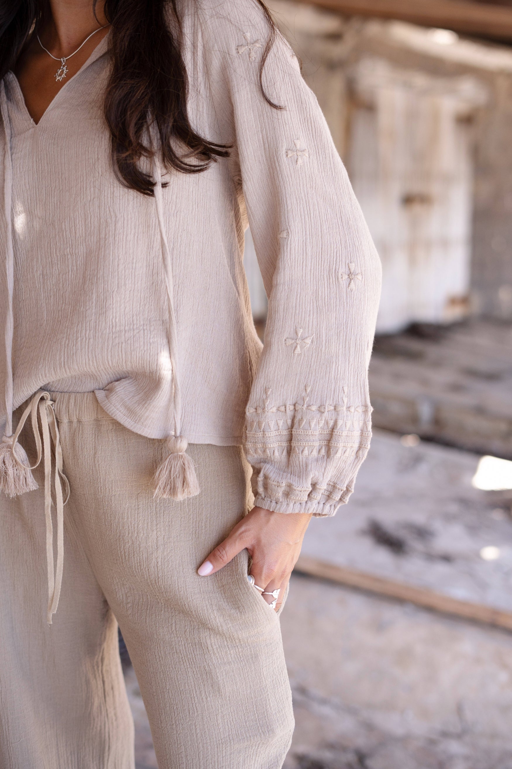 Bohemian blouse in taupe van ibzmode, Brands of Ibiza