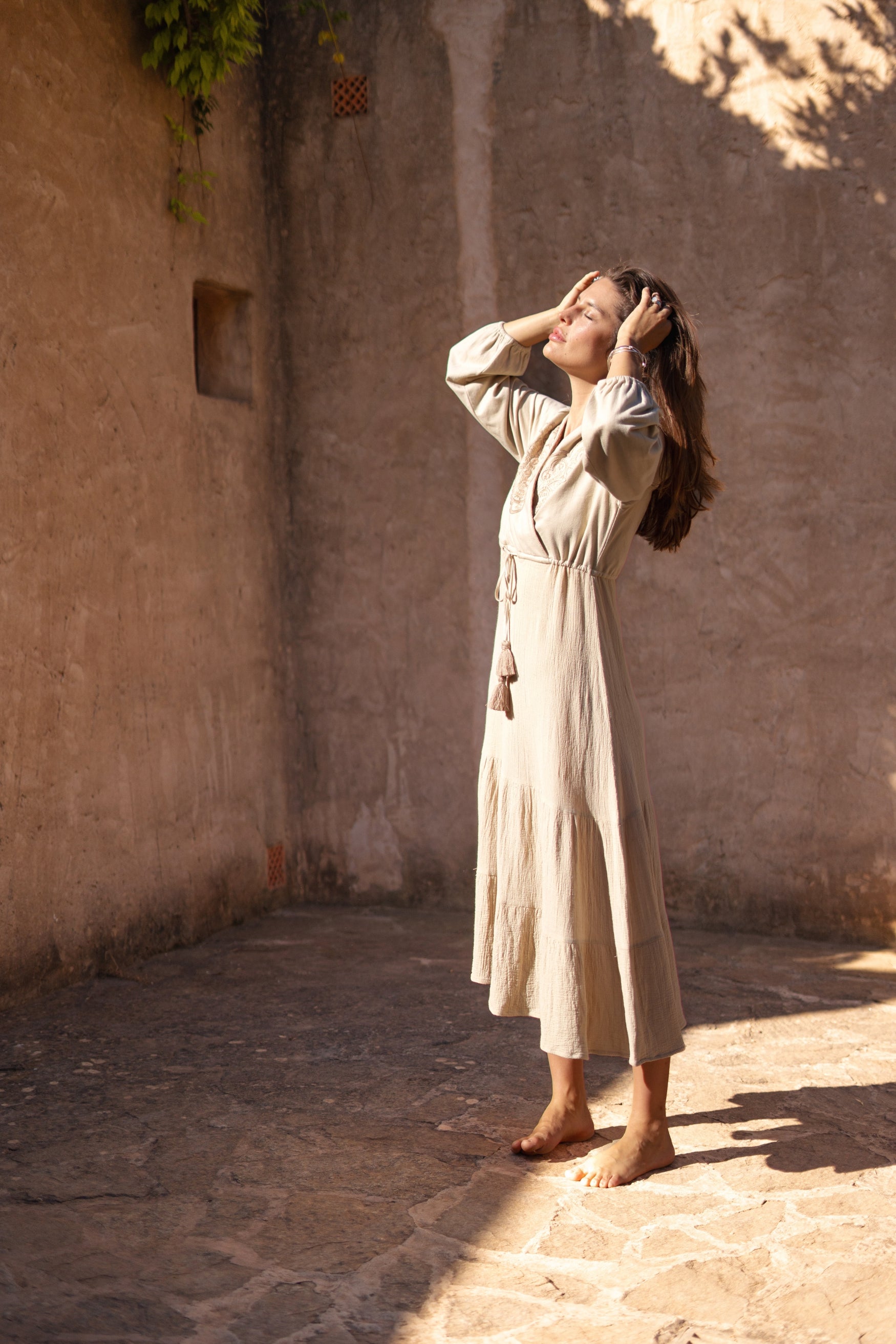 Bohemian jurk in sand van ibzmode, Brands of Ibiza