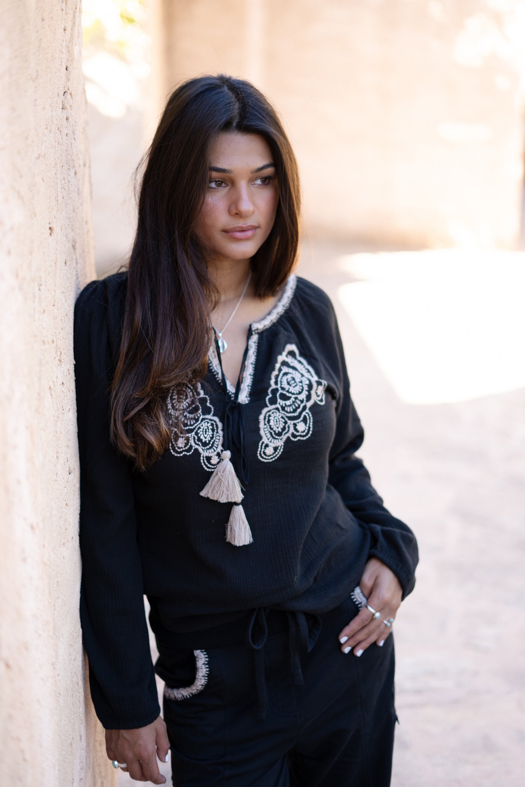 Bohemian blouse in black van ibzmode, Brands of Ibiza