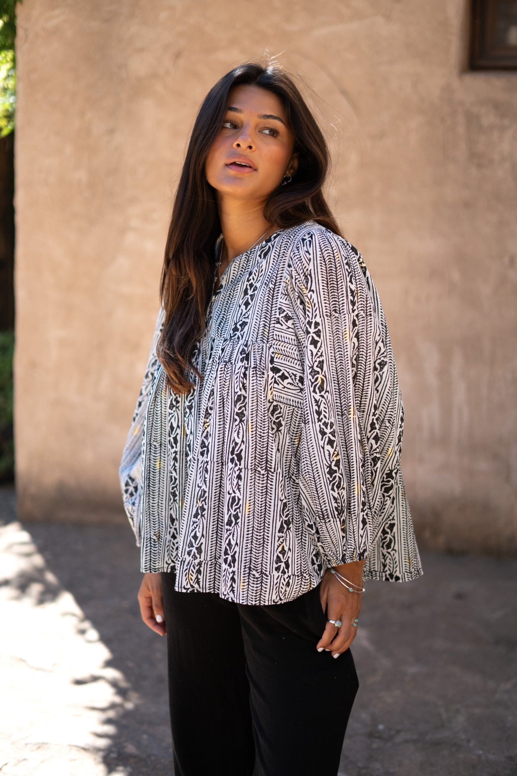 Bohemian blouse in black van ibzmode, Brands of Ibiza