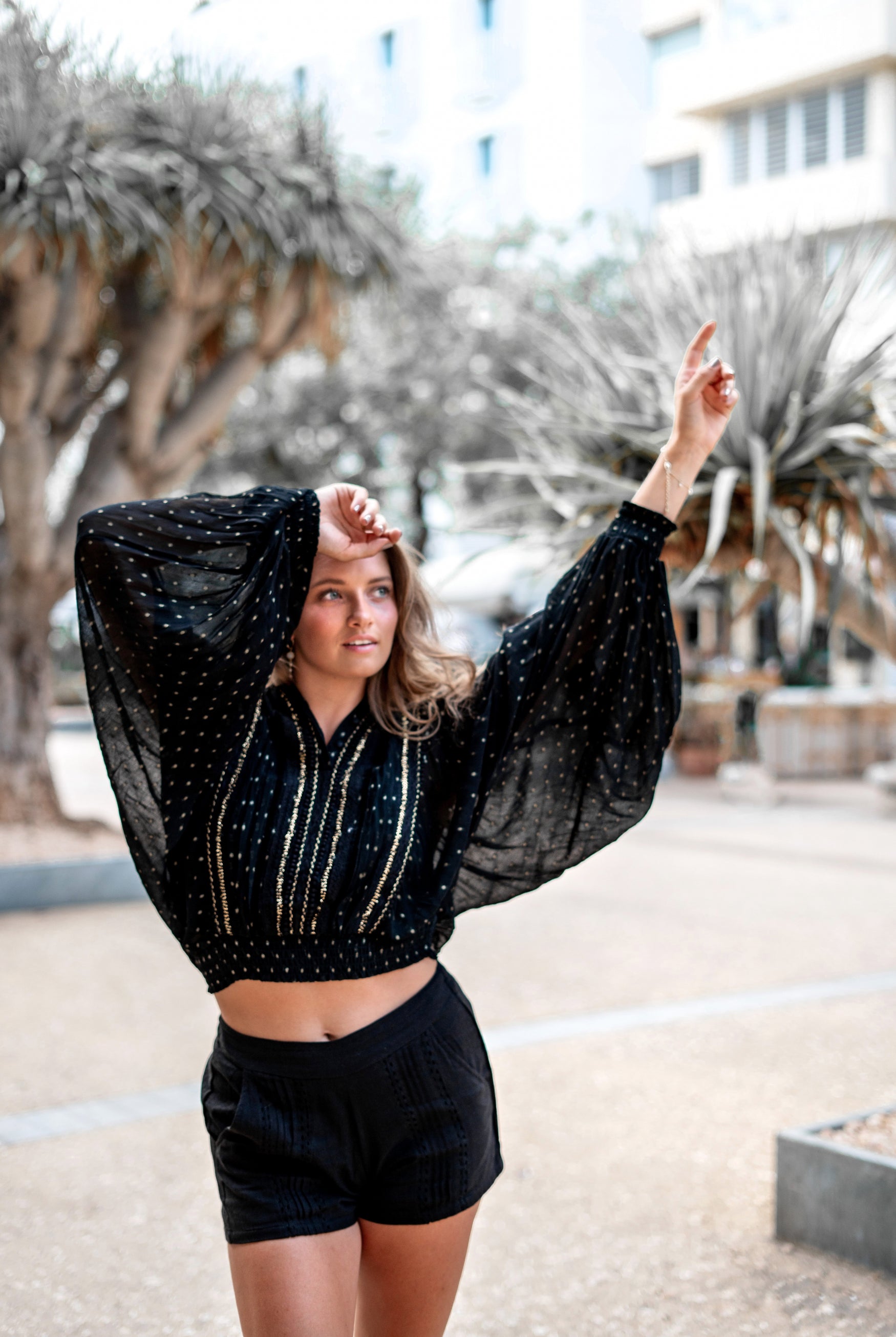 Bohemian blouse in black van ibzmode, Brands of Ibiza