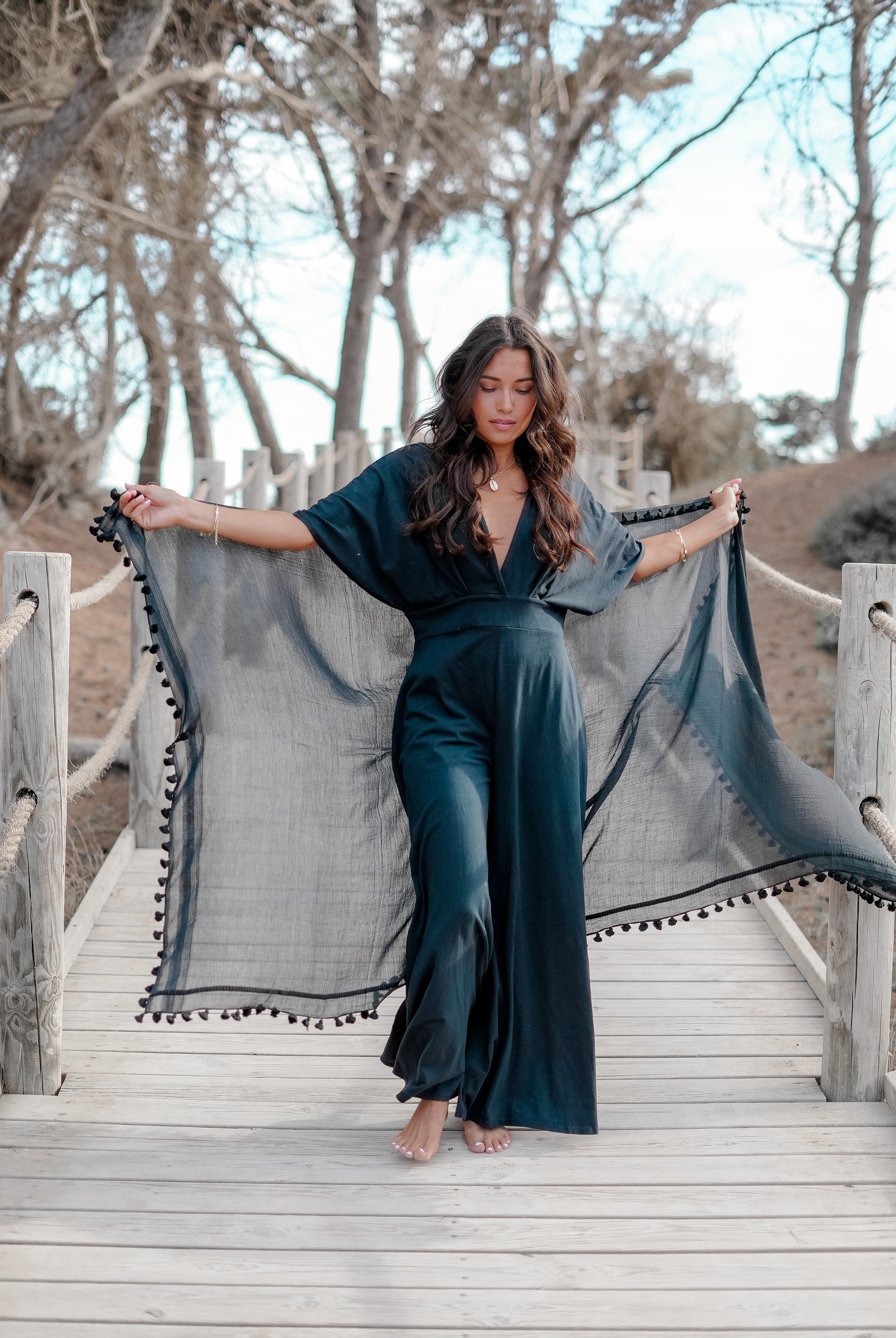 Artículo bohemio en negro de ibzmode, Marcas de Ibiza