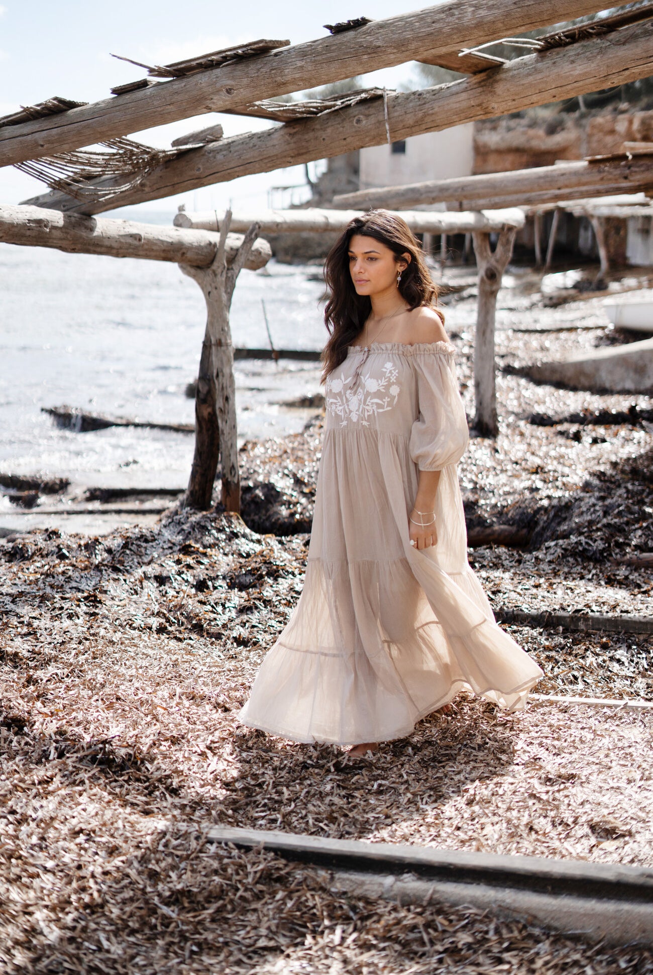 Bohemian jurk in light taupe van ibzmode, Brands of Ibiza