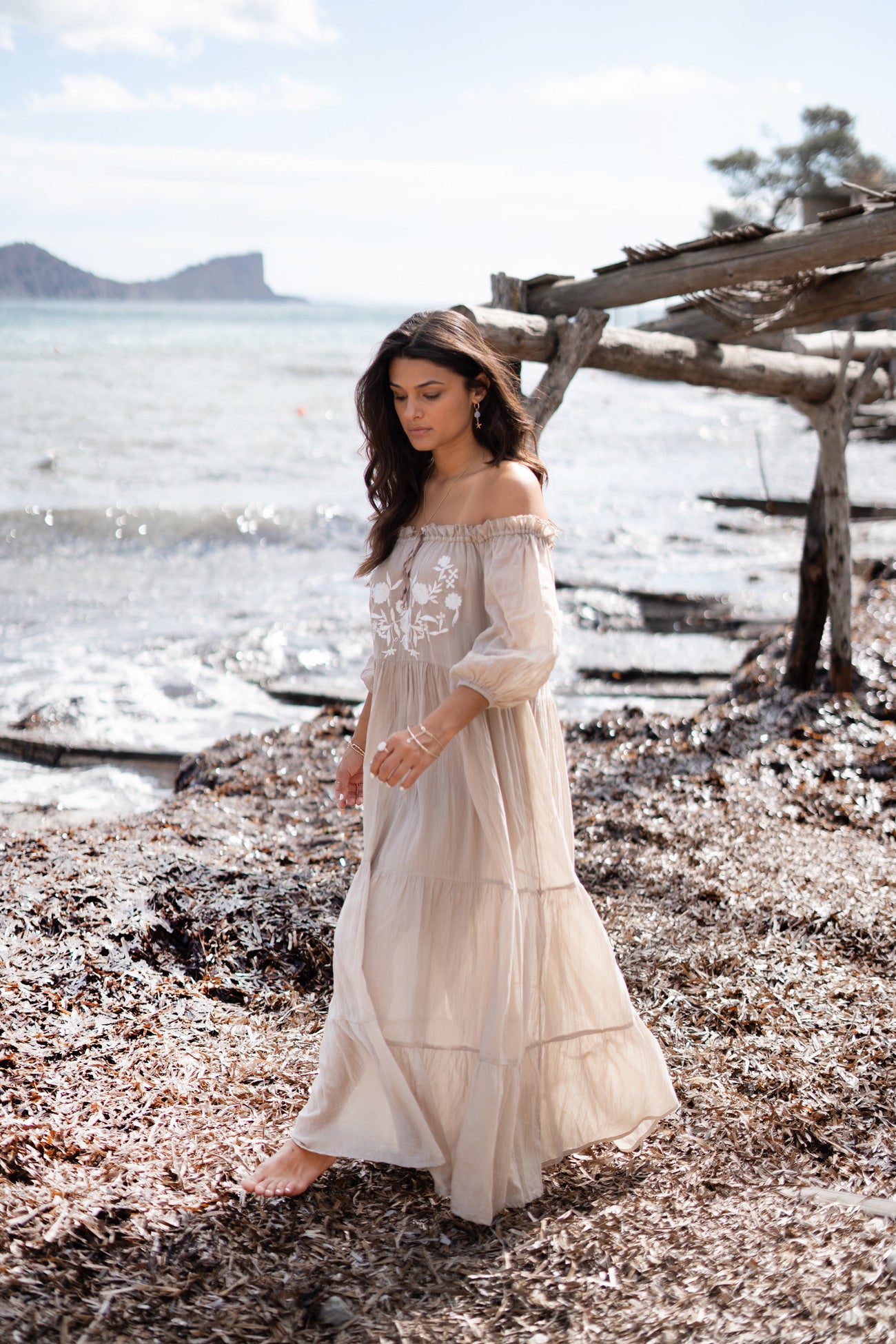 Bohemian jurk in light taupe van ibzmode, Brands of Ibiza