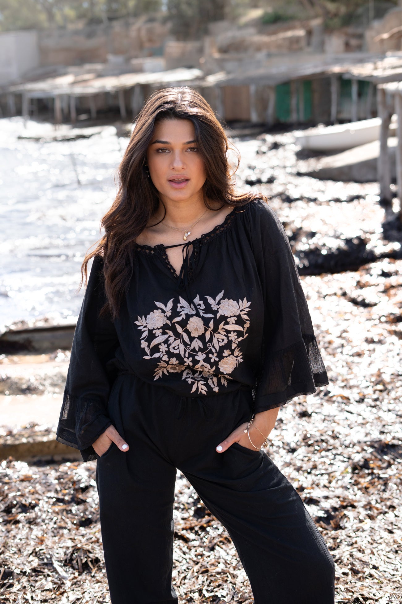 Bohemian blouse in black van ibzmode, Brands of Ibiza