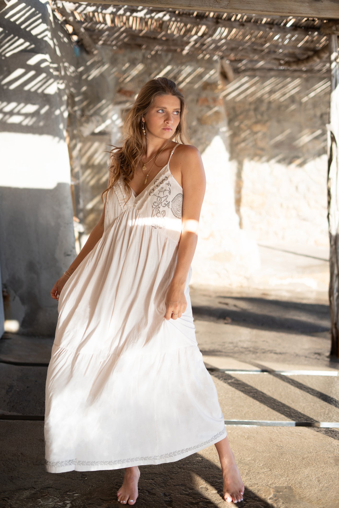 Bohemian jurk in white van ibzmode, Brands of Ibiza