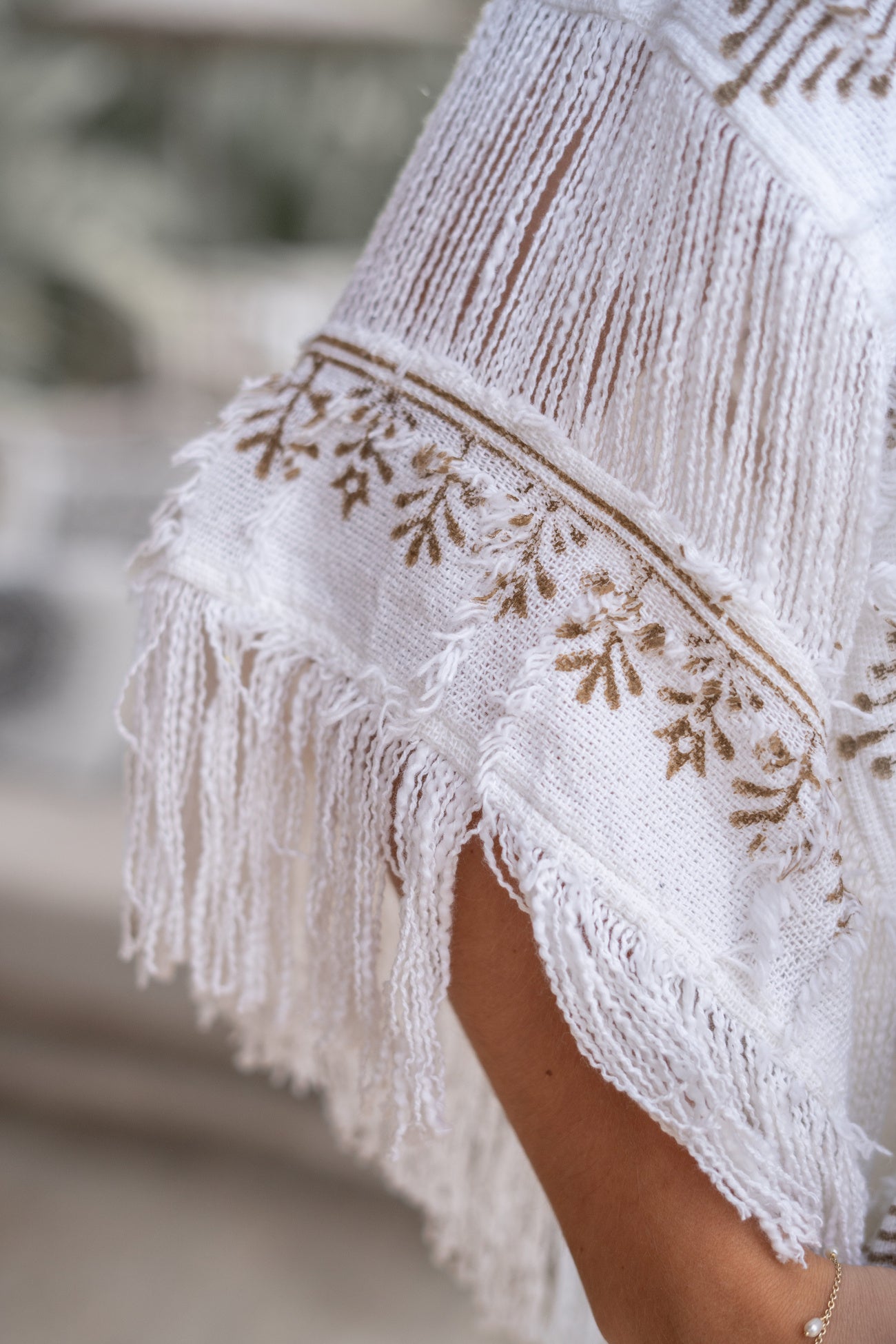 Bohemian top in white van ibzmode, Brands of Ibiza