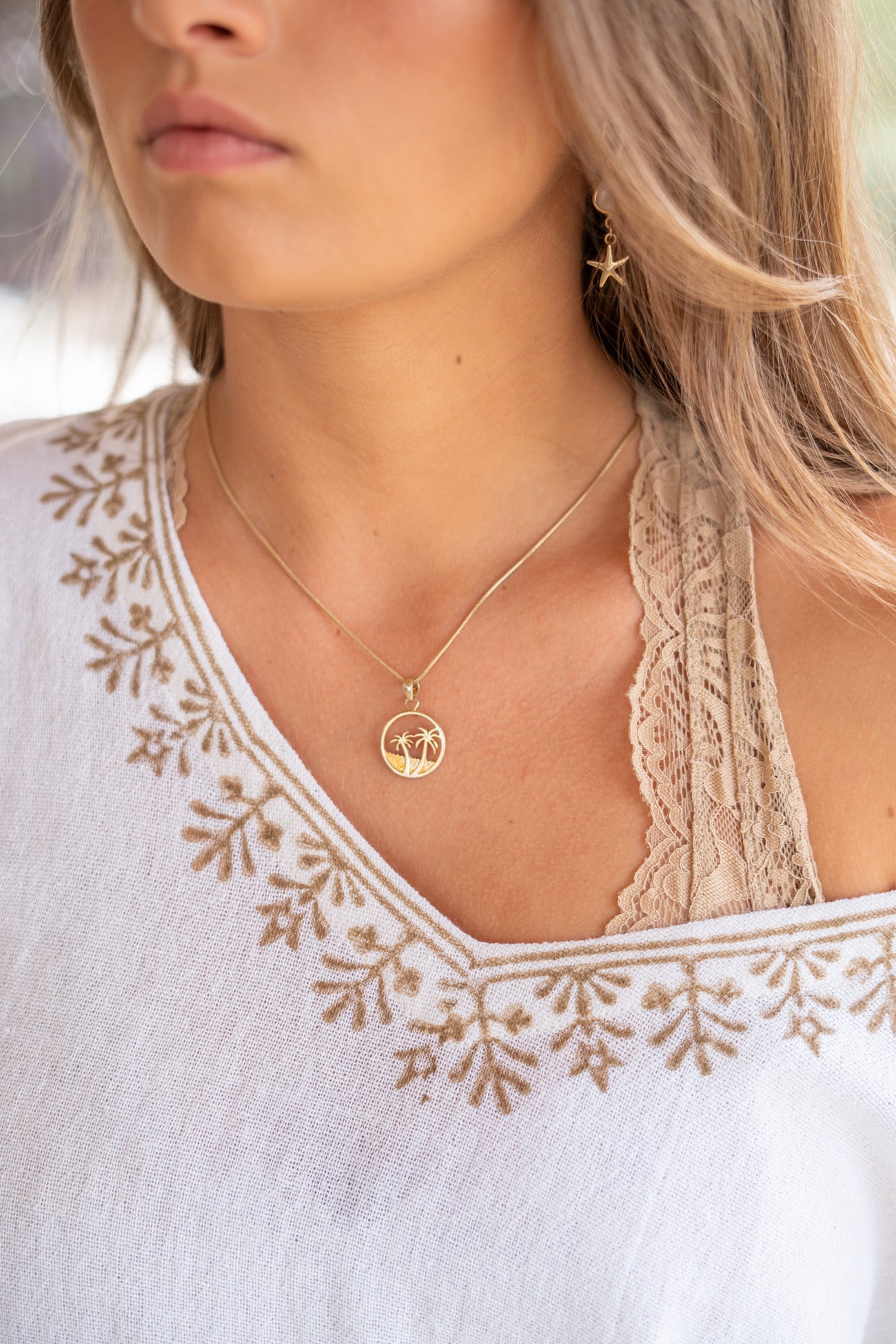 Bohemian top in white van ibzmode, Brands of Ibiza