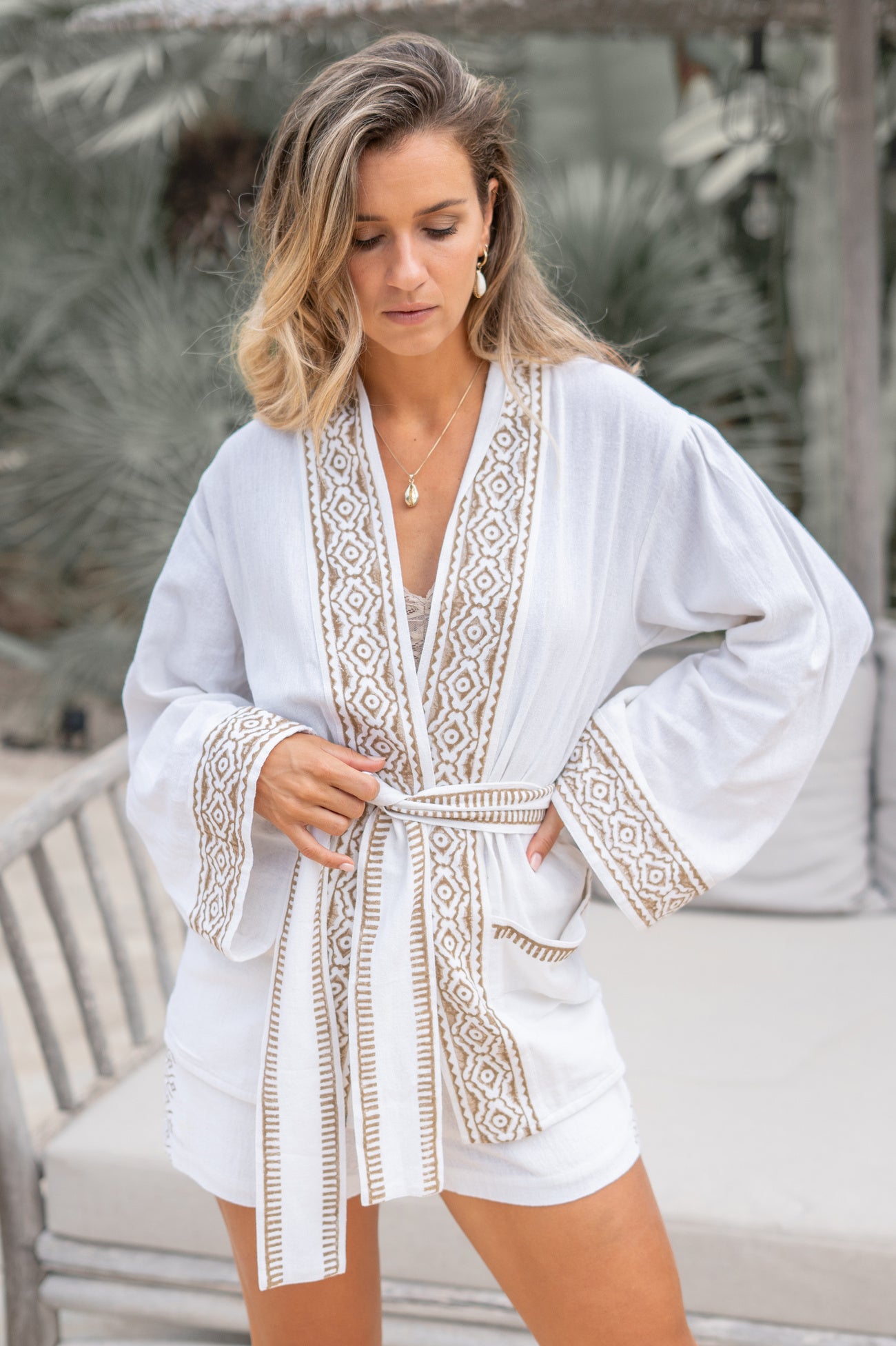 Bohemian kimono in white van ibzmode, Brands of Ibiza