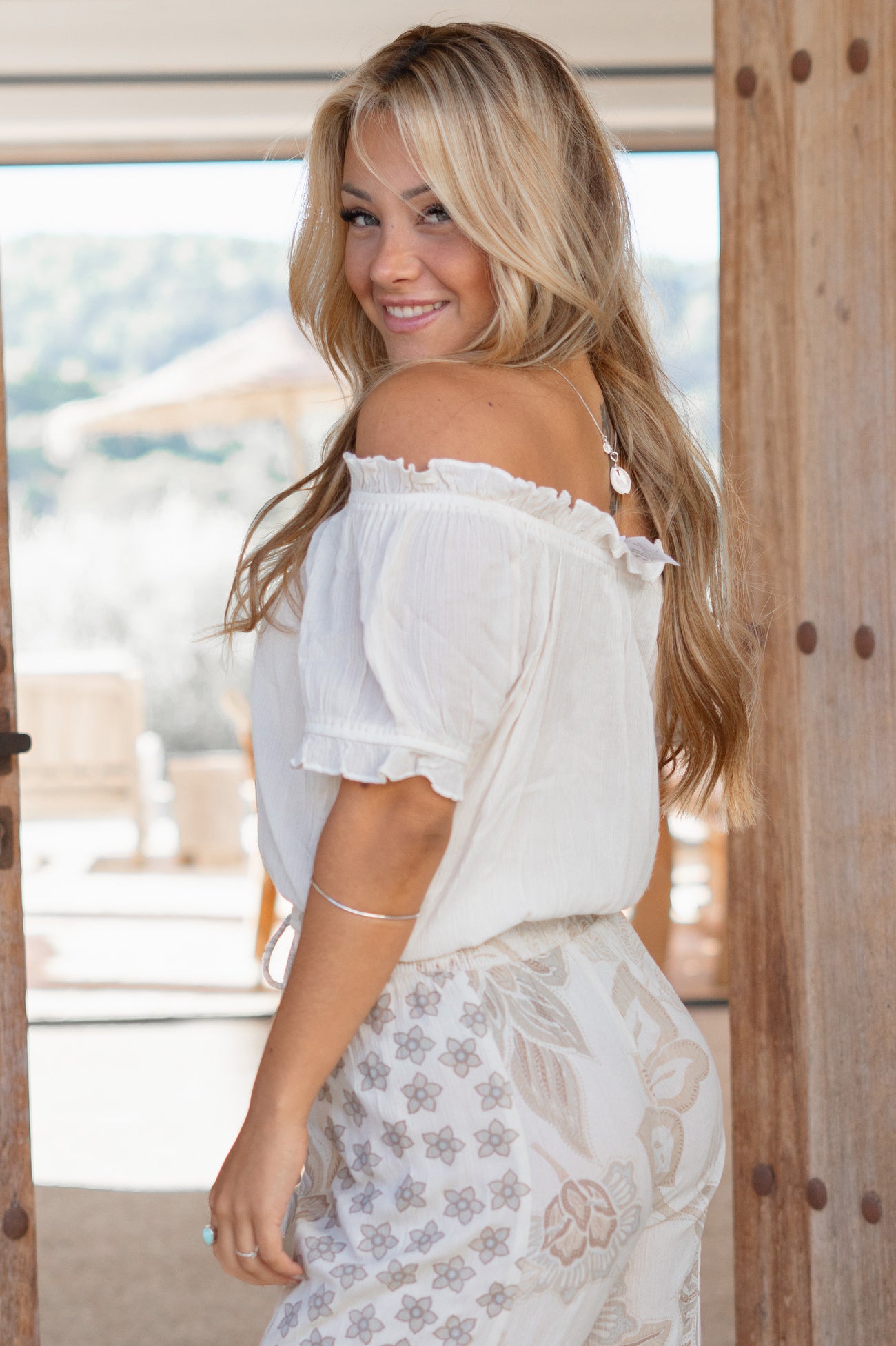 Bohemian top in ivory van ibzmode, Brands of Ibiza