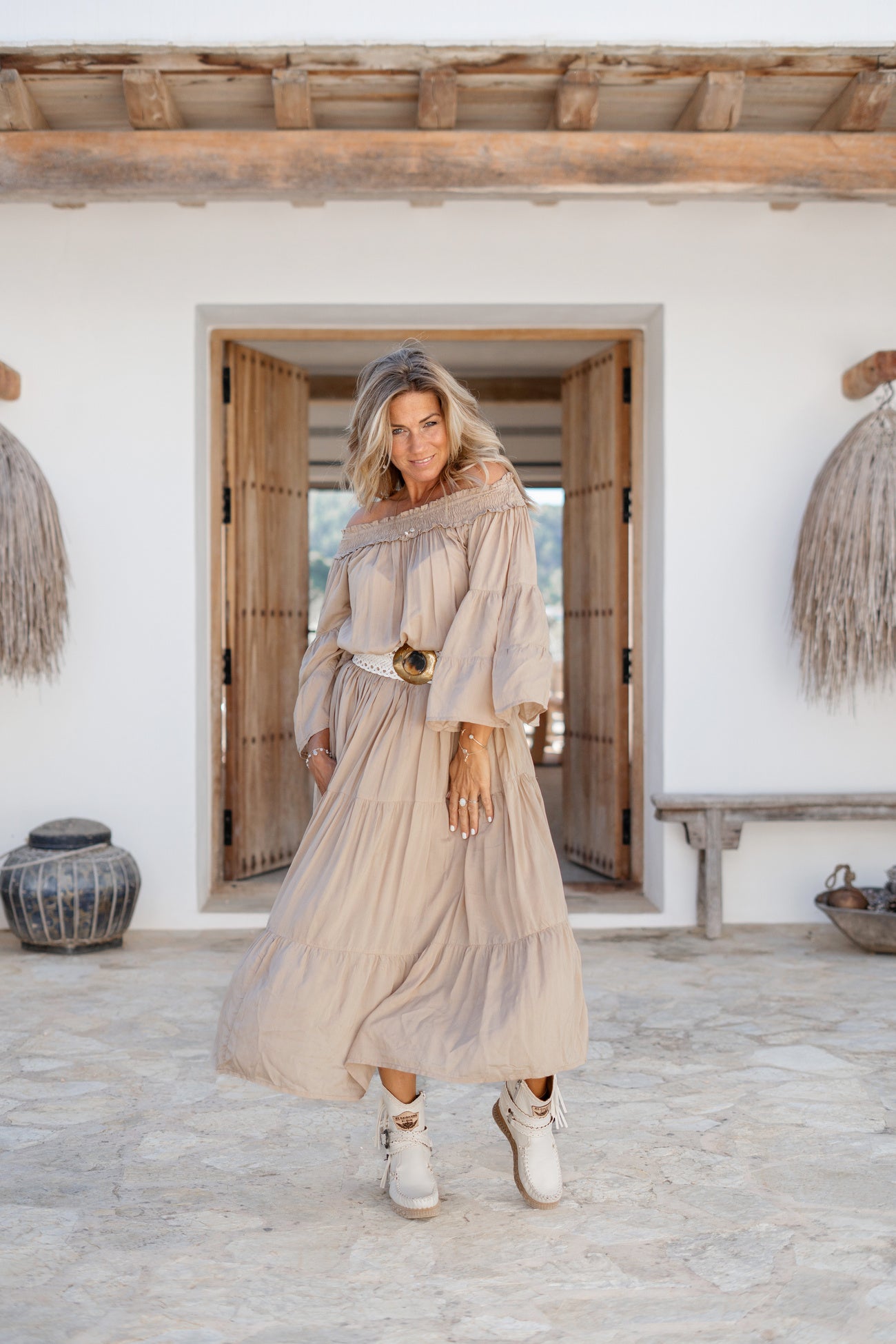 Bohemian jurk in light taupe van ibzmode, Brands of Ibiza