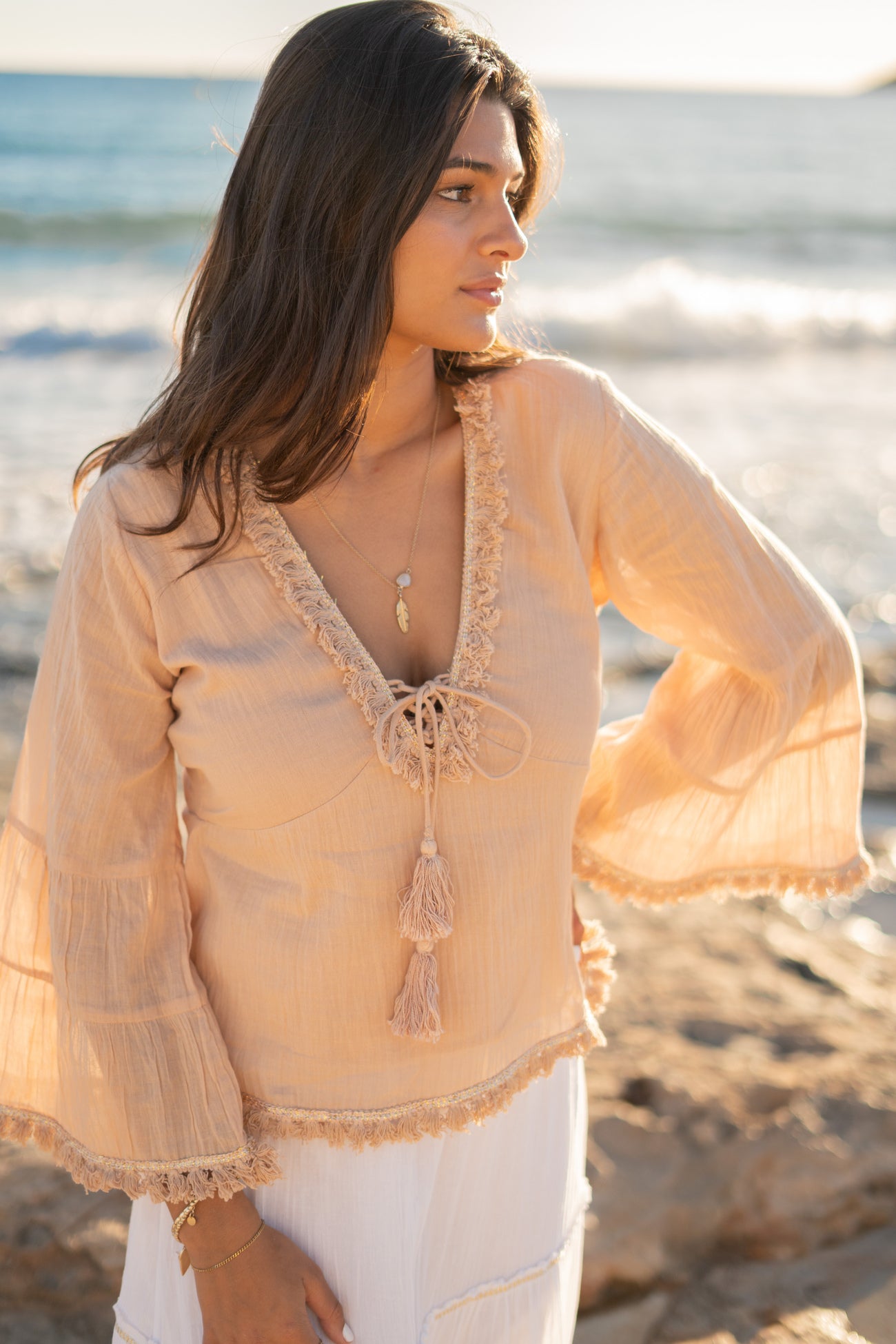 Bohemian blouse in powder van ibzmode, Brands of Ibiza