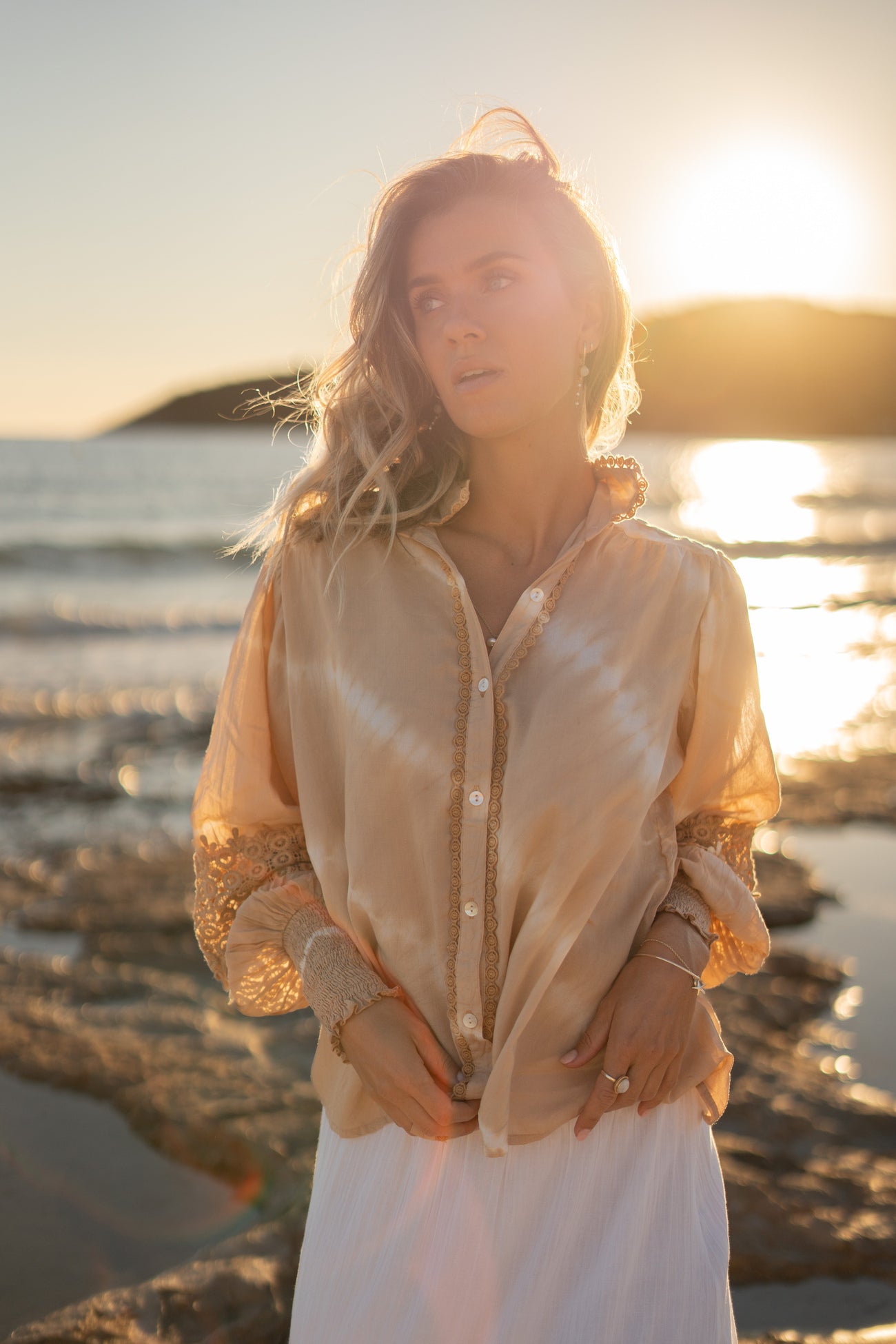 Bohemian blouse in powder van ibzmode, Brands of Ibiza