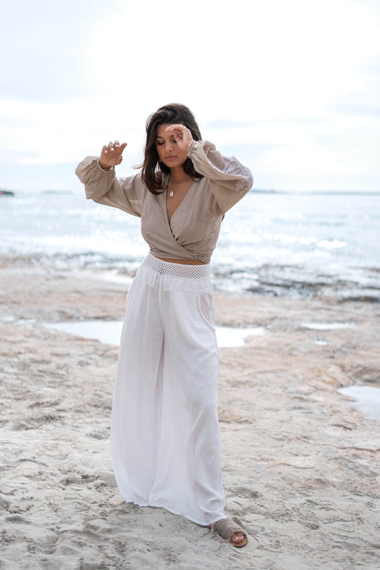 Bohemian top in light taupe van ibzmode, Brands of Ibiza